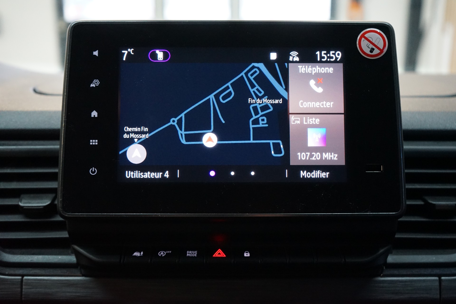 RENAULT Trafic Blue dCi 170 Grand Spaceclass Pack Signature EDC-image-12