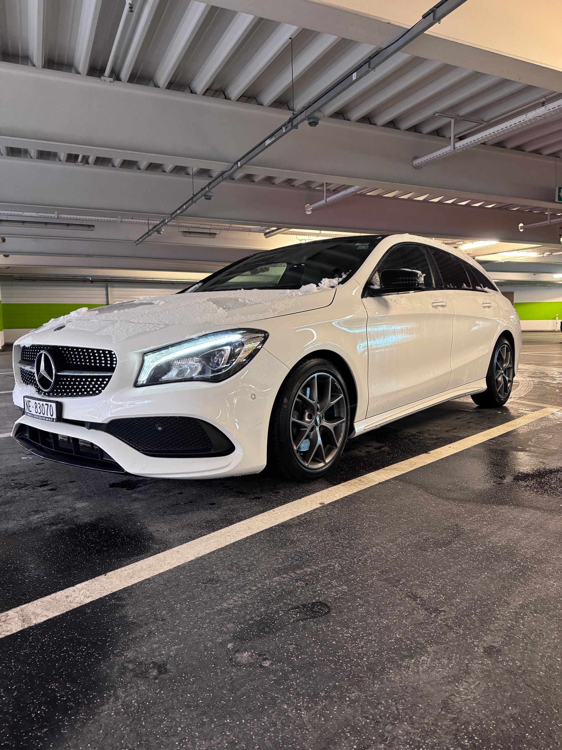 MERCEDES-BENZ CLA Shooting Brake 250 AMG Line 4Matic 7G-DCT