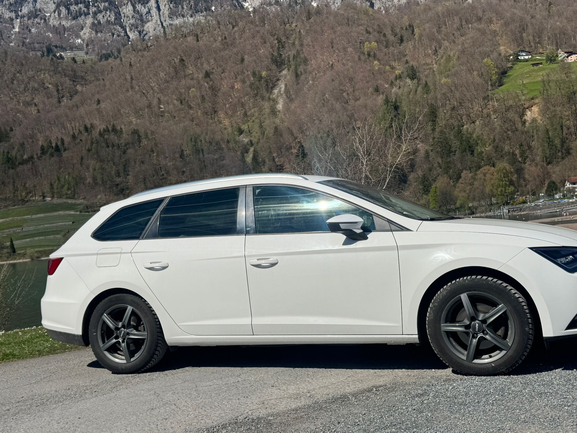 SEAT Leon ST 1.6 TDI Style 4Drive-showroom-element-3