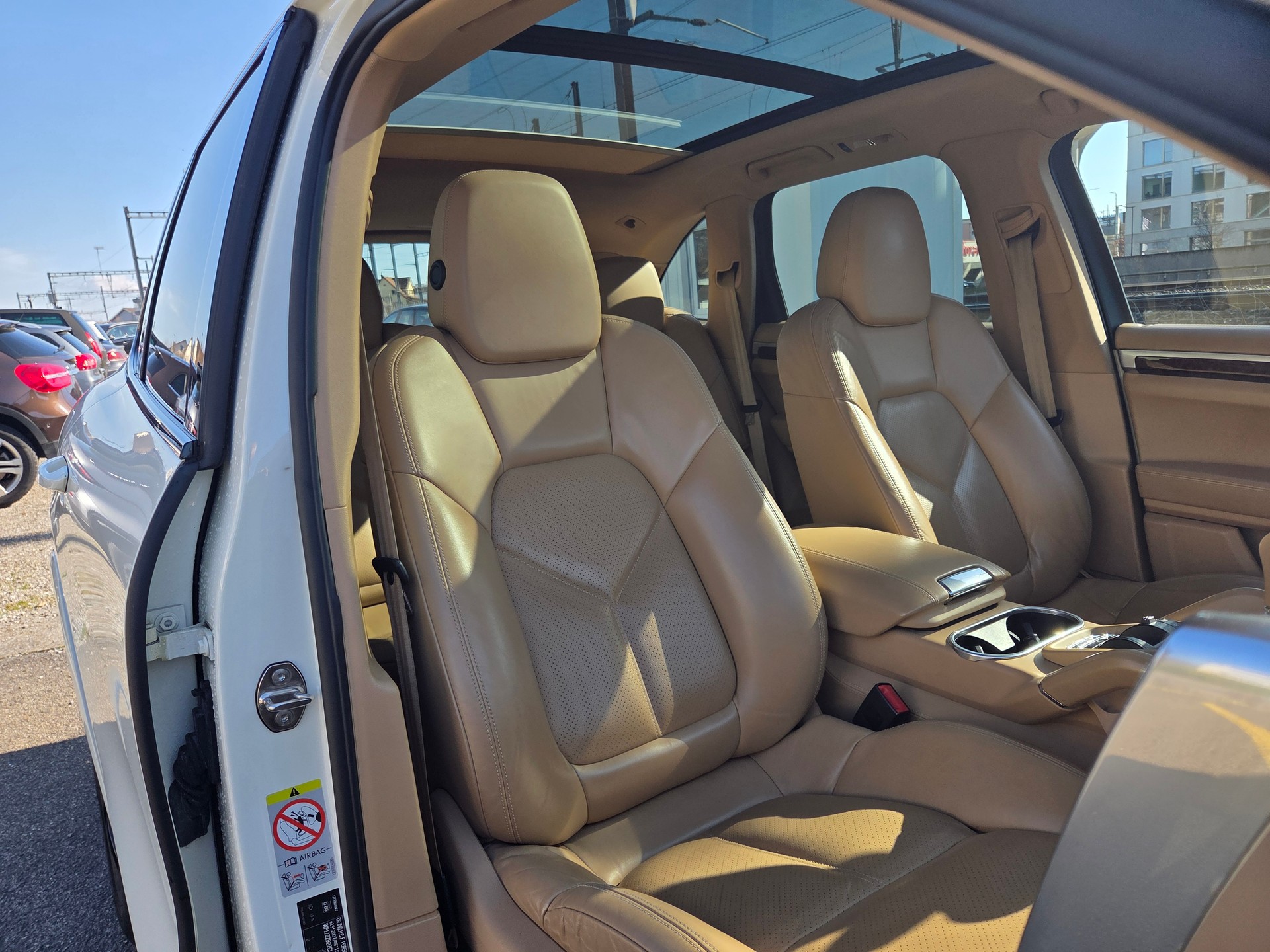 PORSCHE Cayenne Diesel-image-14