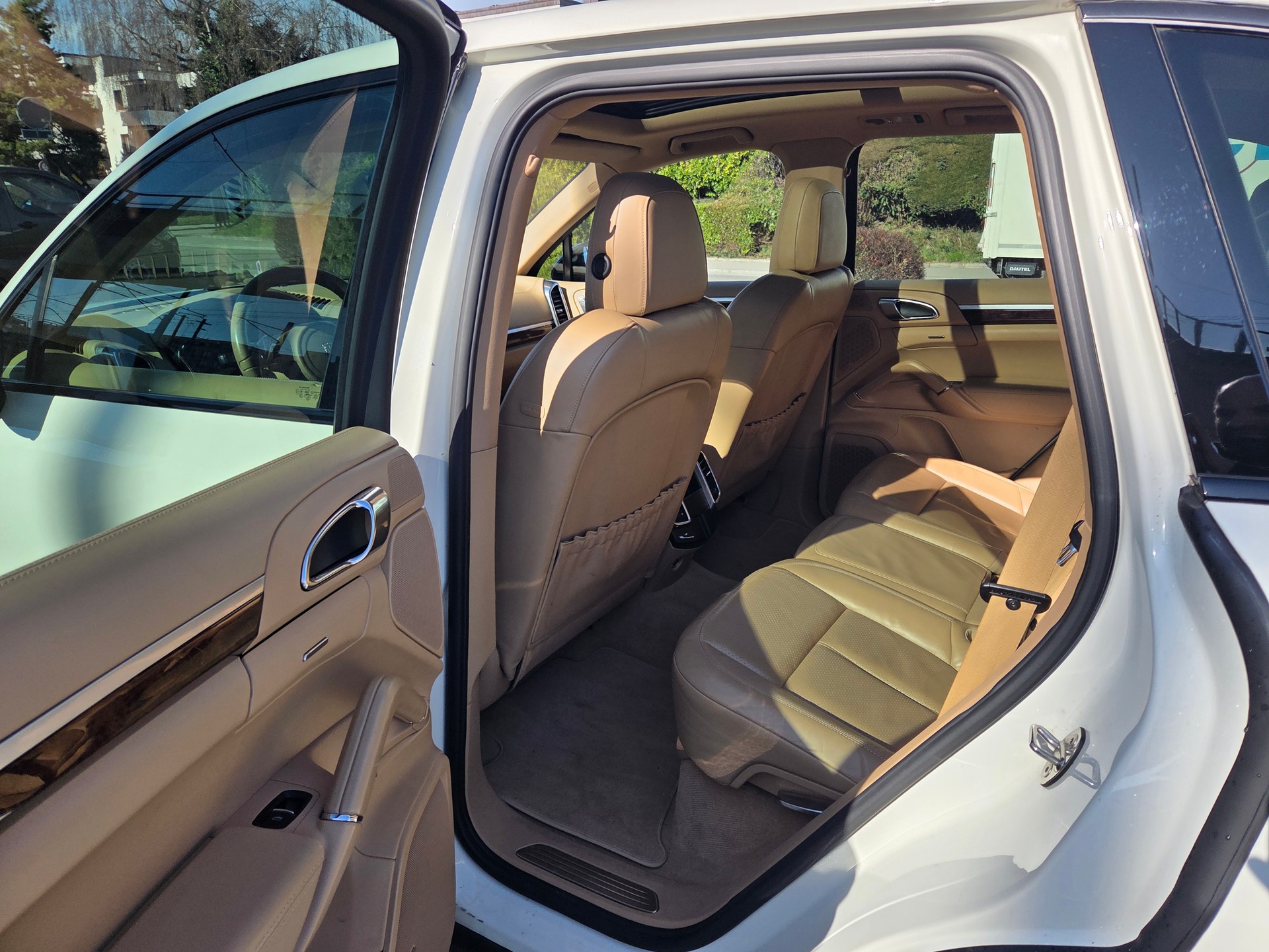 PORSCHE Cayenne Diesel-image-10
