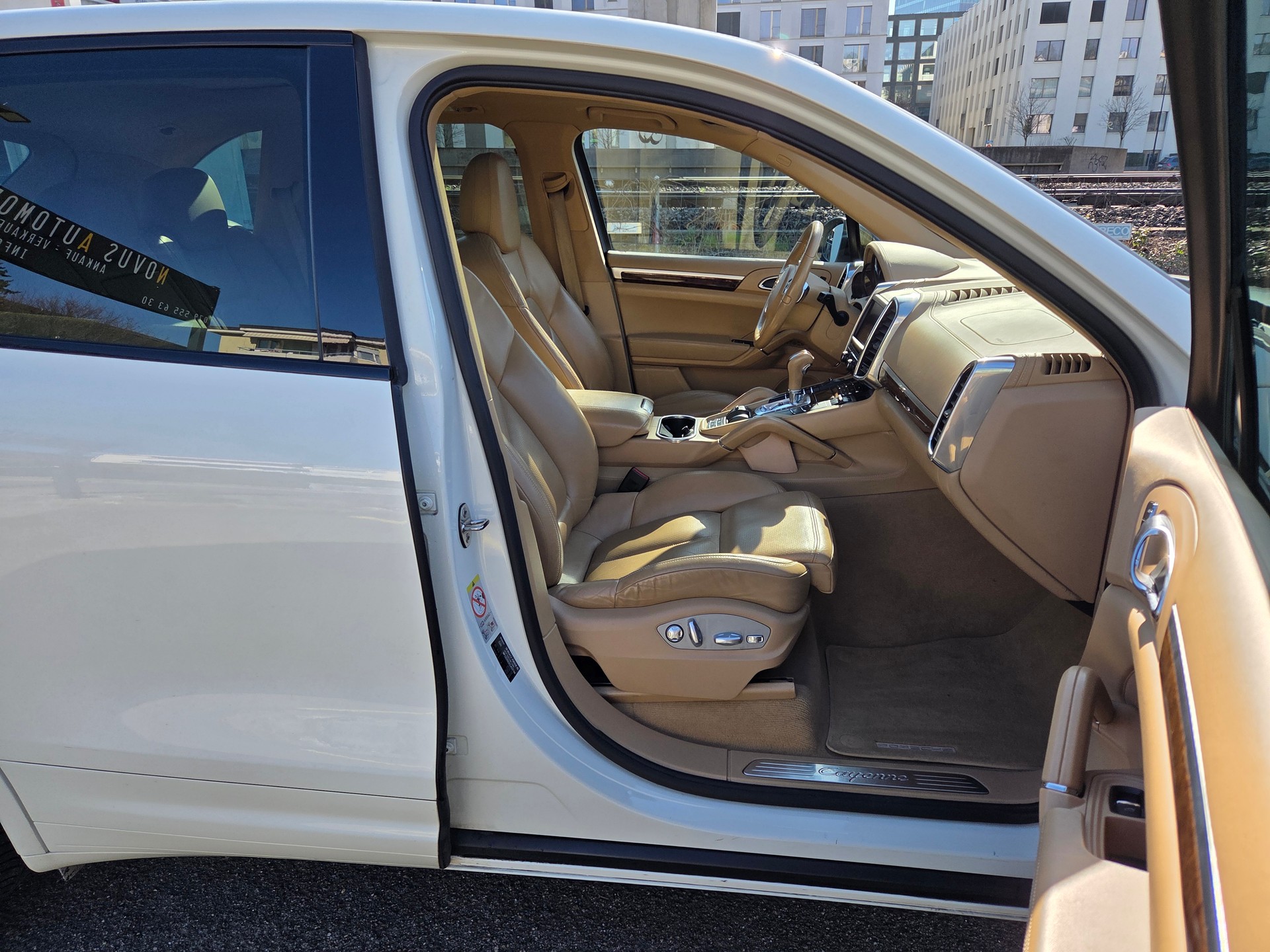 PORSCHE Cayenne Diesel-image-13