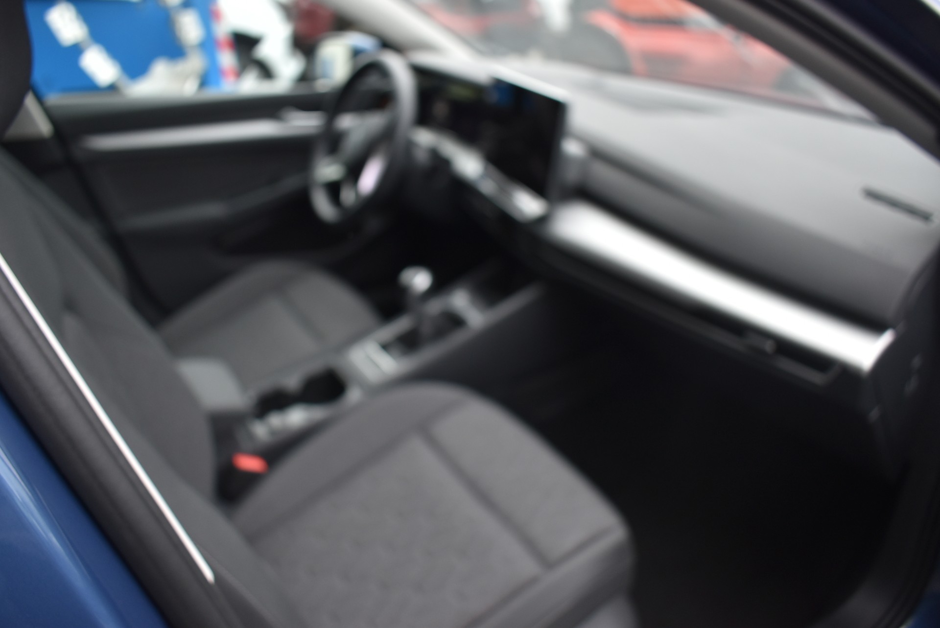 VW Golf Variant 2.0 TDI Life-image-3