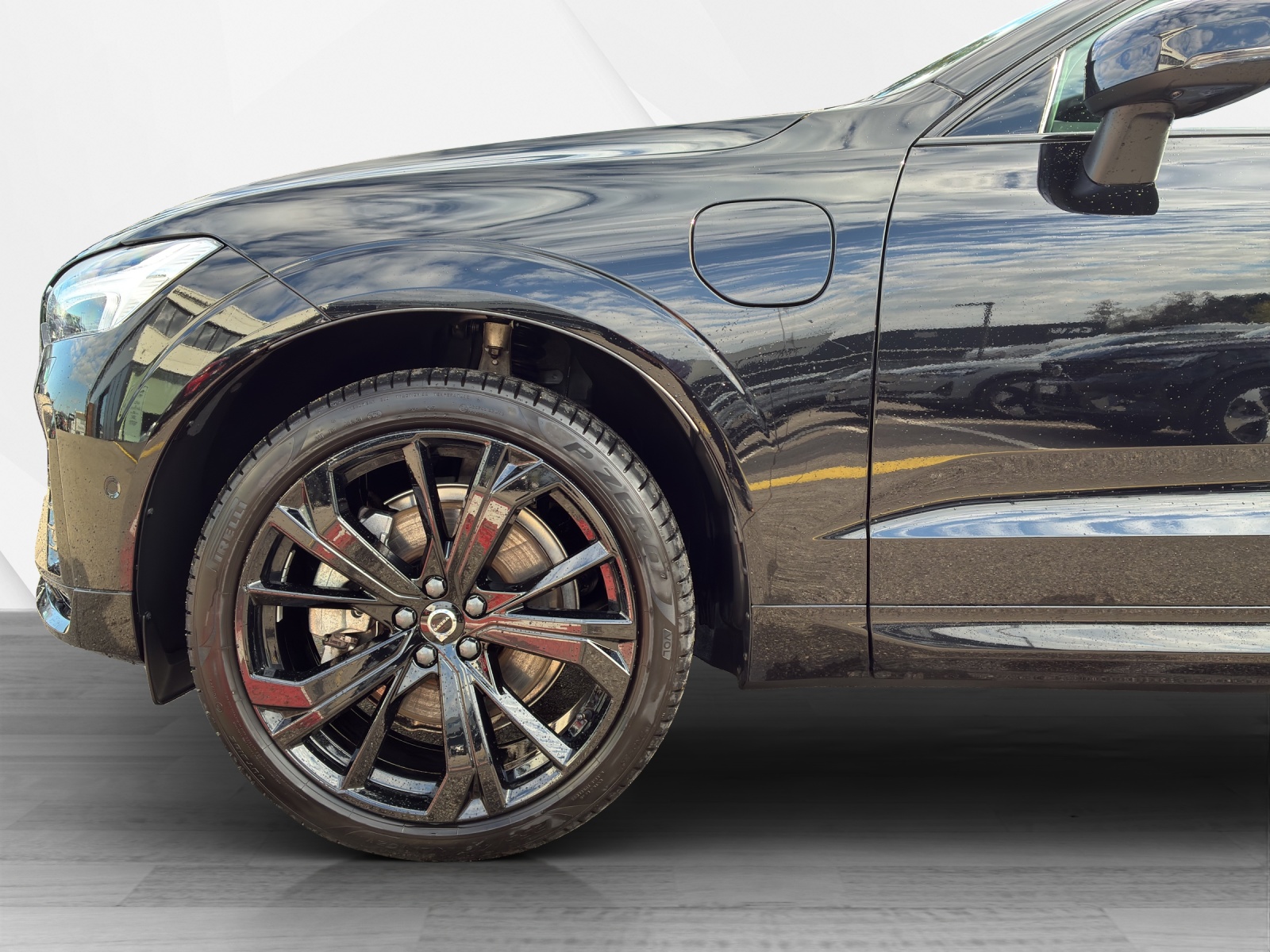 VOLVO XC60 2.0 T8 TE XCENTRIC Black Edition eAWD-image-8