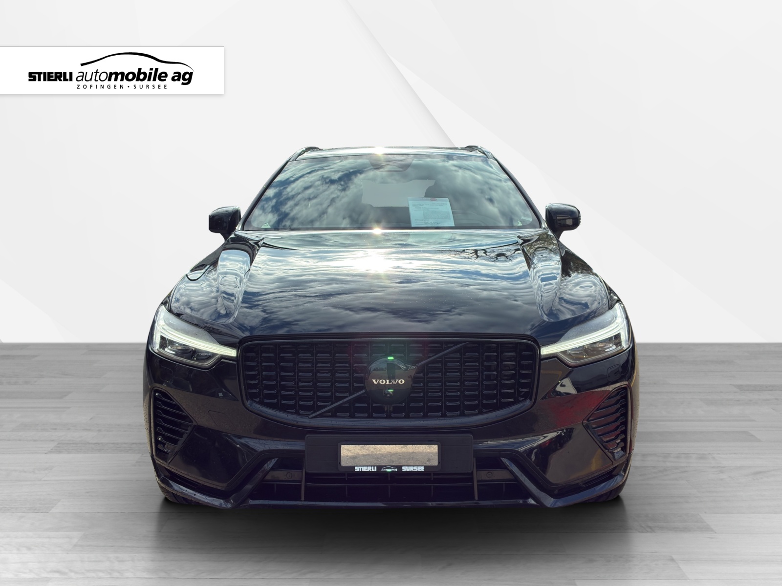 VOLVO XC60 2.0 T8 TE XCENTRIC Black Edition eAWD-showroom-element-1