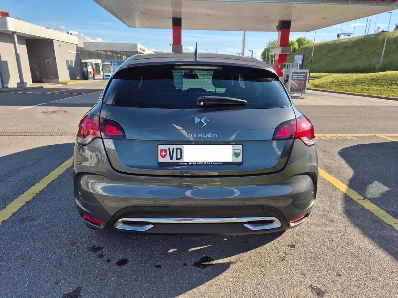 DS AUTOMOBILES DS4 1.6 e-HDi So Chic EGS-image-6