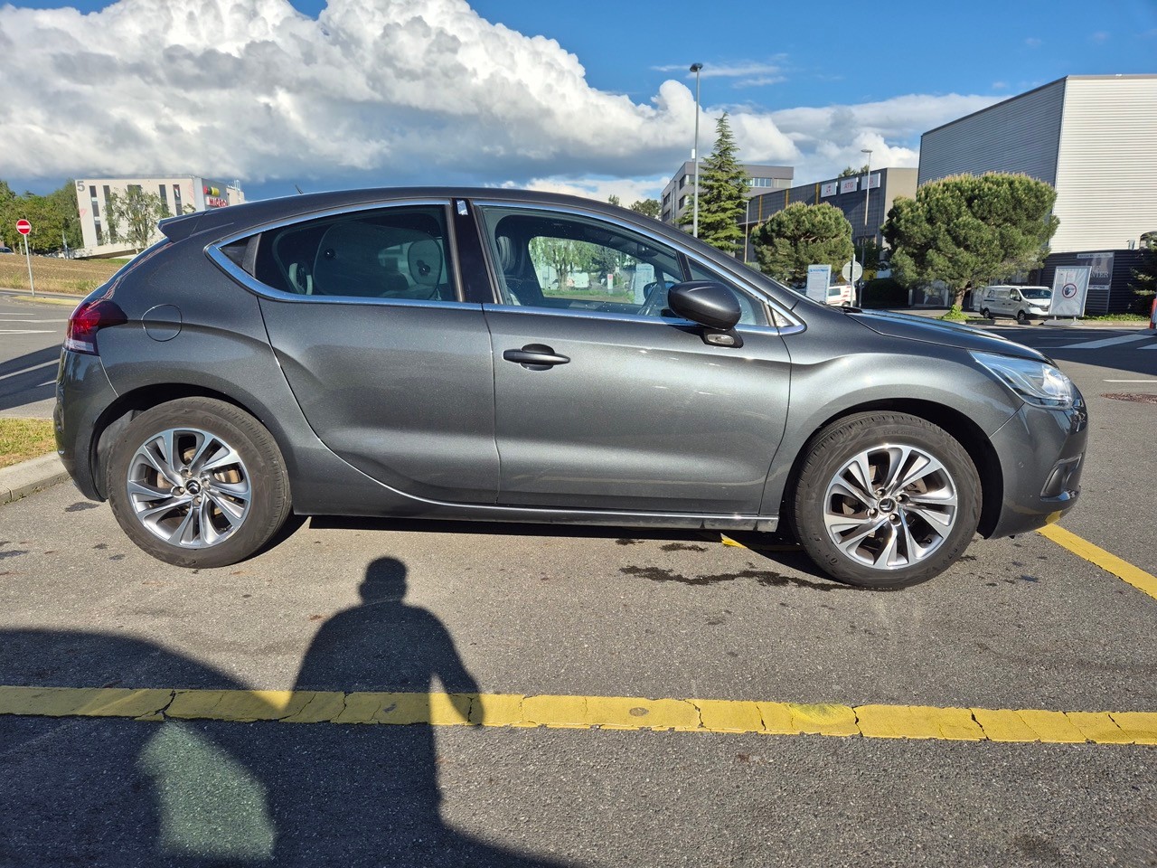 DS AUTOMOBILES DS4 1.6 e-HDi So Chic EGS-image-8