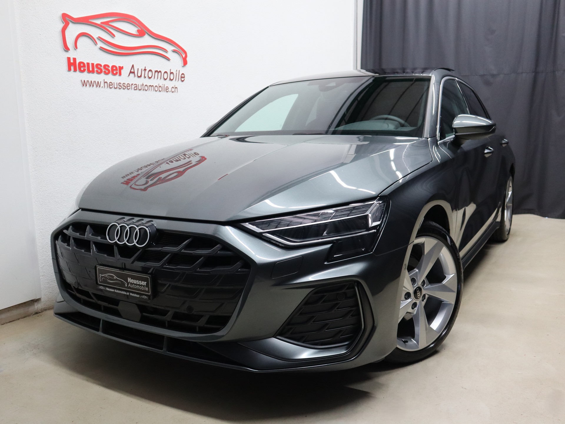 AUDI A3 Sportback 35 TFSI S Line S-tronic - Panorama - Matrix LED - Sportsitze - SONOS - Kamera - 150 PS-image-0