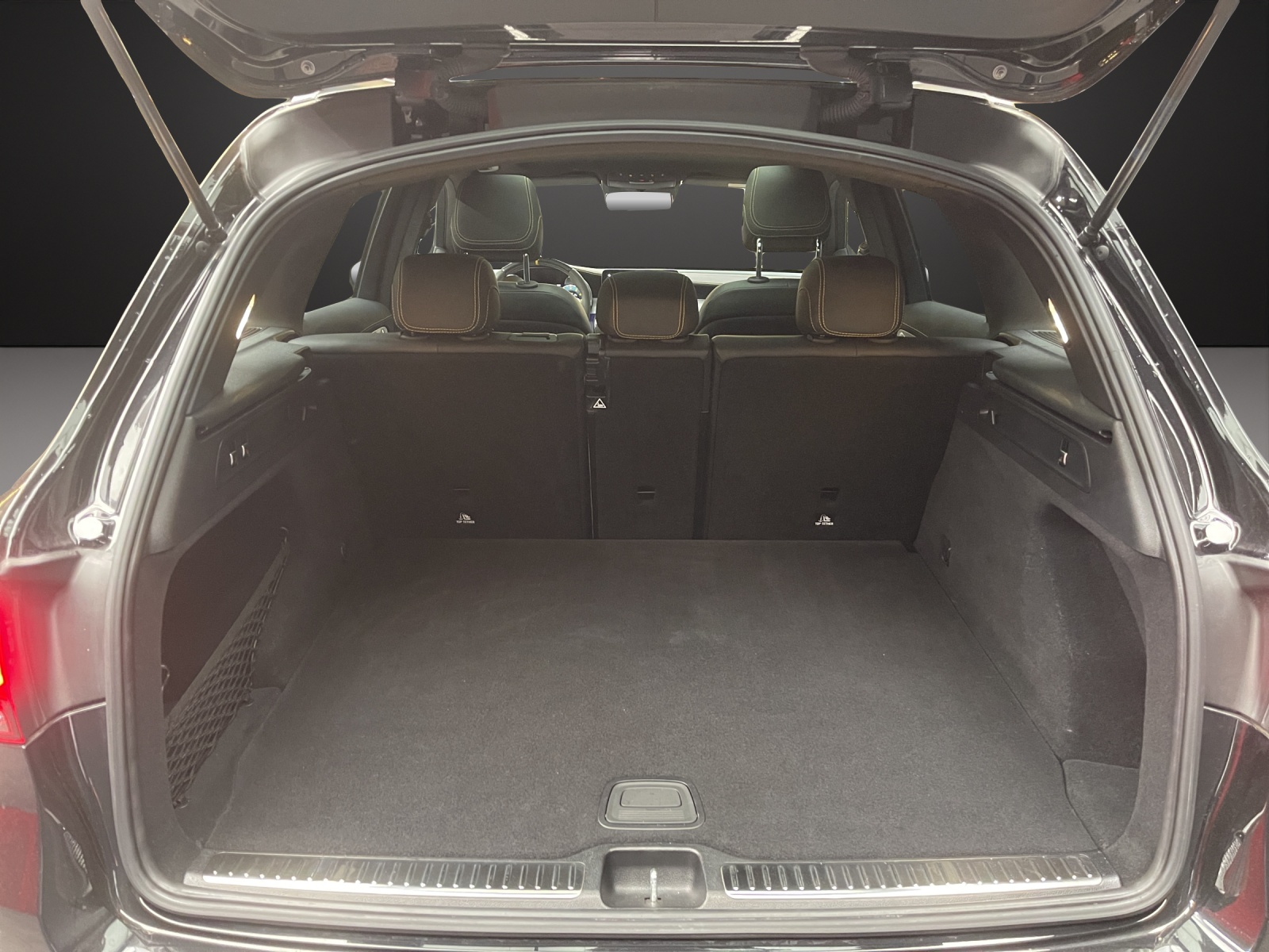 MERCEDES-BENZ GLC 63 S AMG 4Matic-image-11