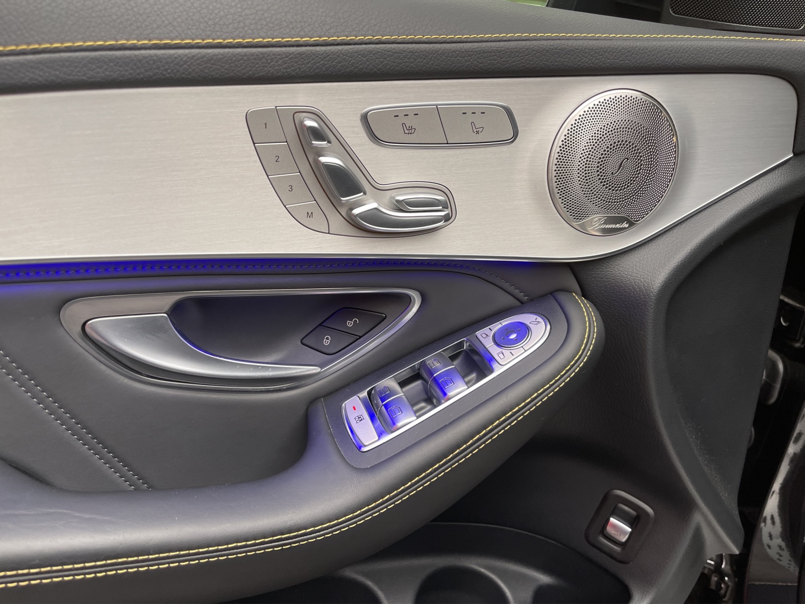 MERCEDES-BENZ GLC 63 S AMG 4Matic-image-12