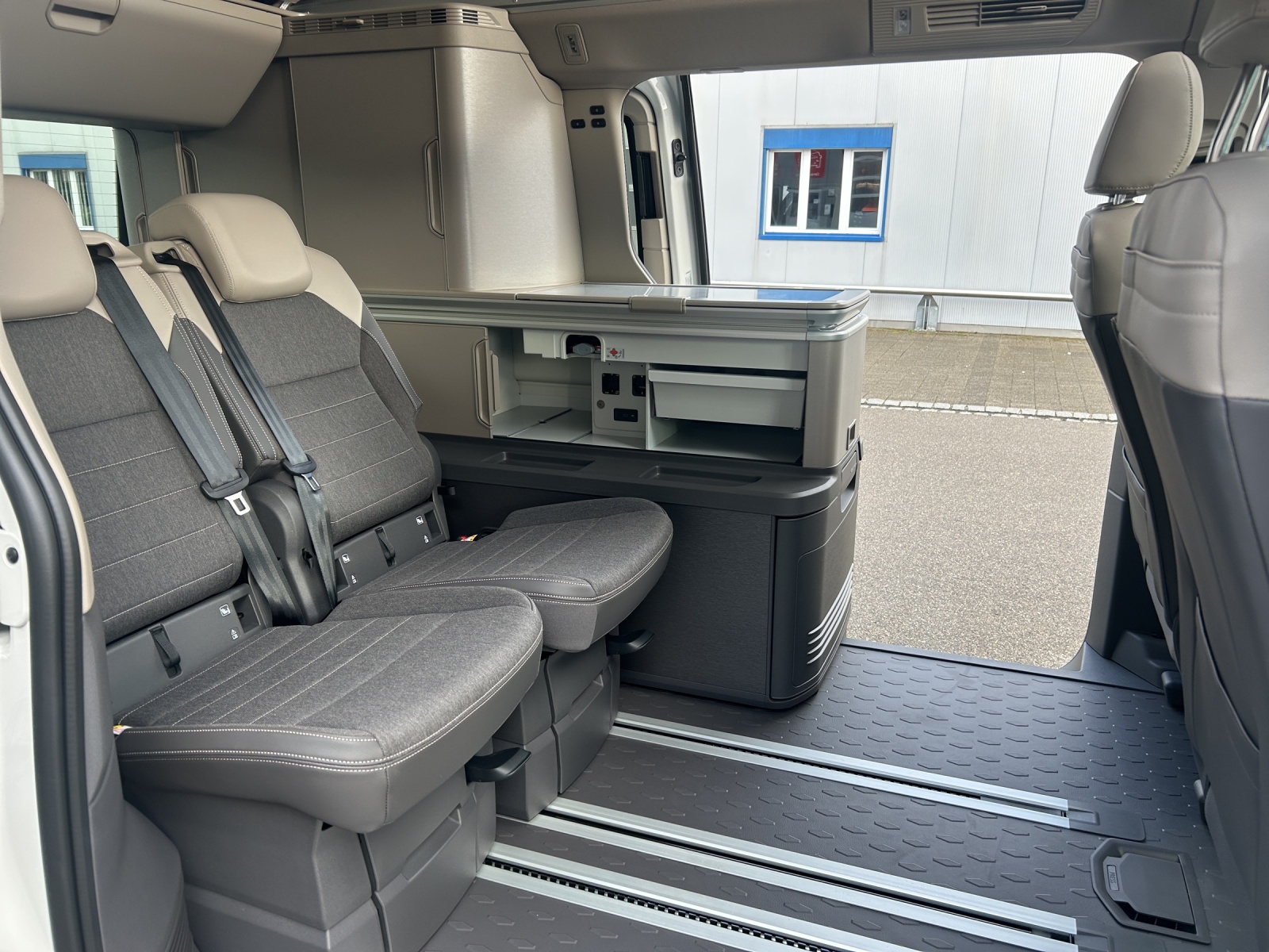 VW California 2.0 TDI Ocean-image-9