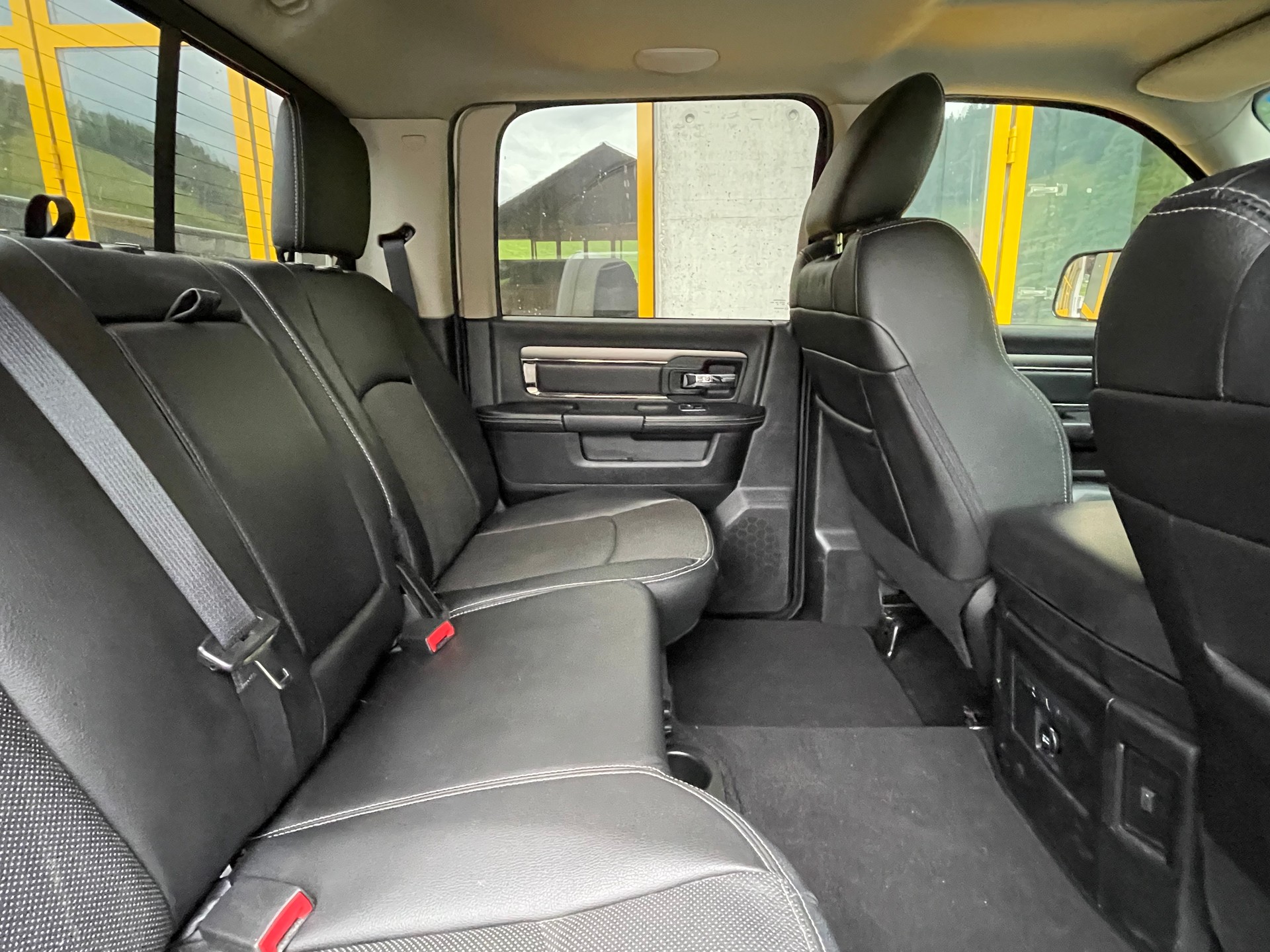 DODGE 1500 5.7 V8 Hemi-image-14
