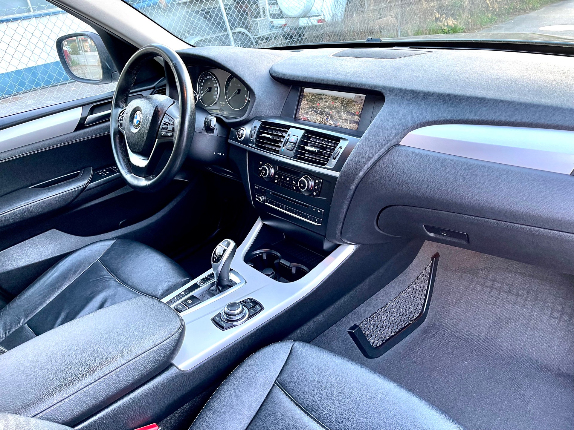 BMW X3 xDrive 35i Steptronic-image-23