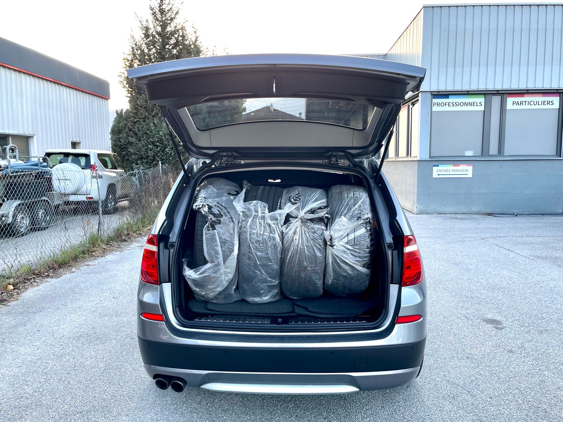 BMW X3 xDrive 35i Steptronic-showroom-element-2