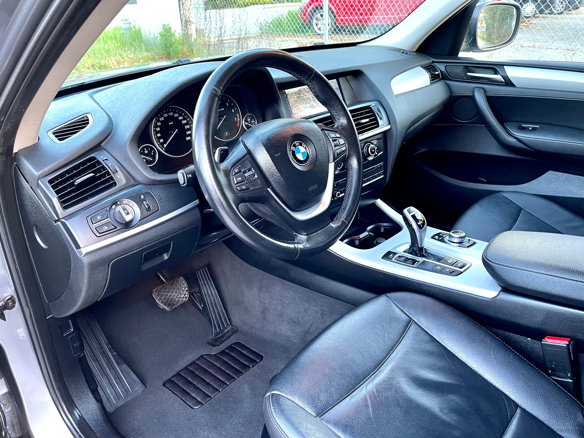 BMW X3 xDrive 35i Steptronic-image-16