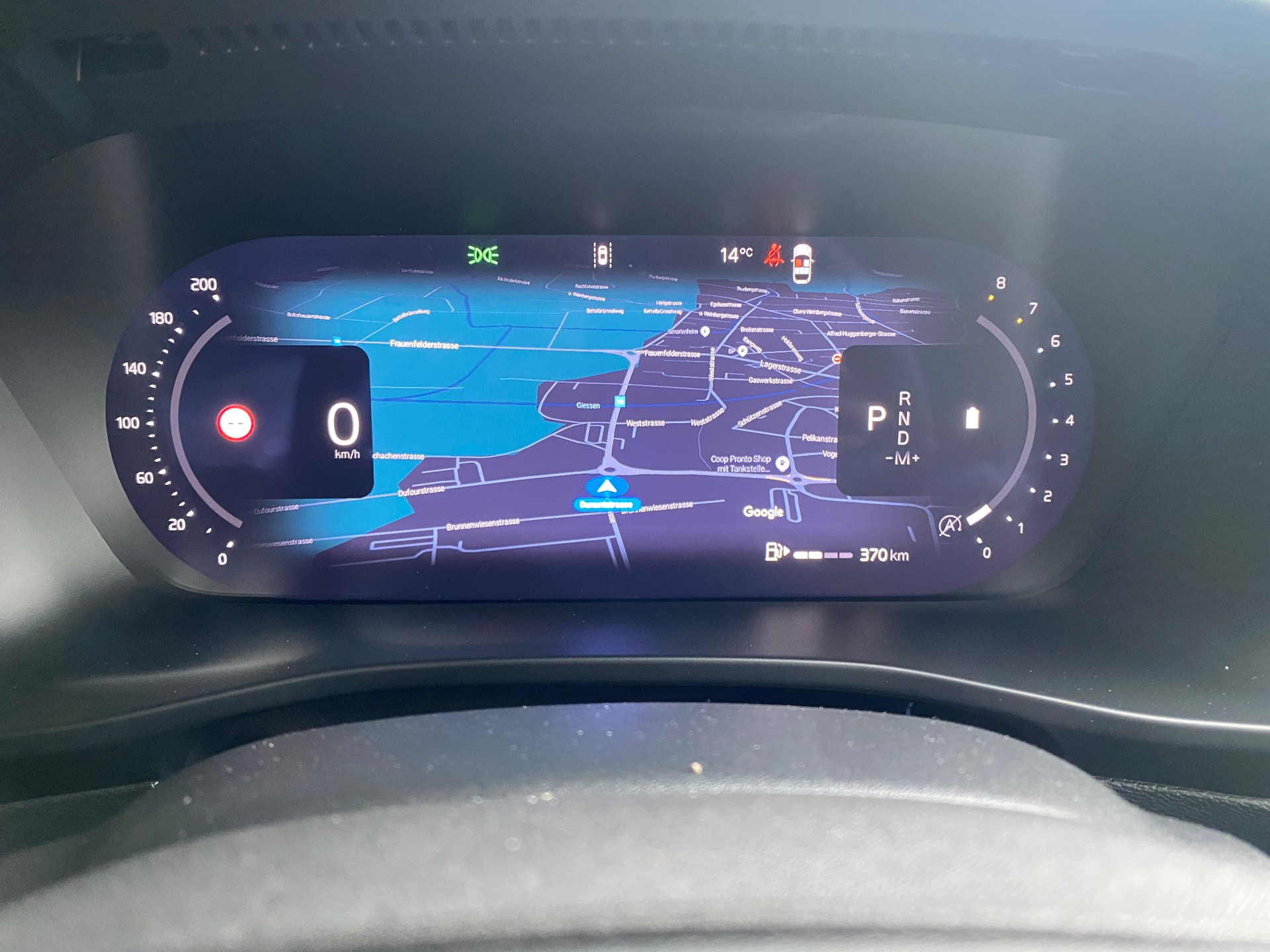 VOLVO XC40 2.0 B3 MH XCITE-image-10
