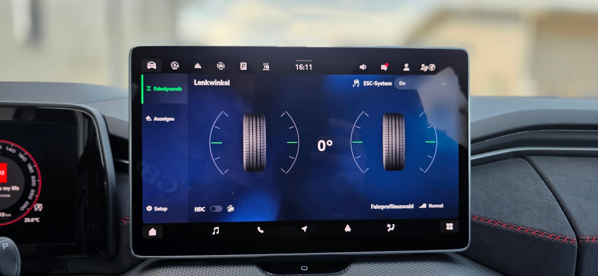 SKODA Kodiaq 2.0 TSI RS 4x4 *Panorama * Anhängerkupplung * Standheizung * Abstandsregler-image-22