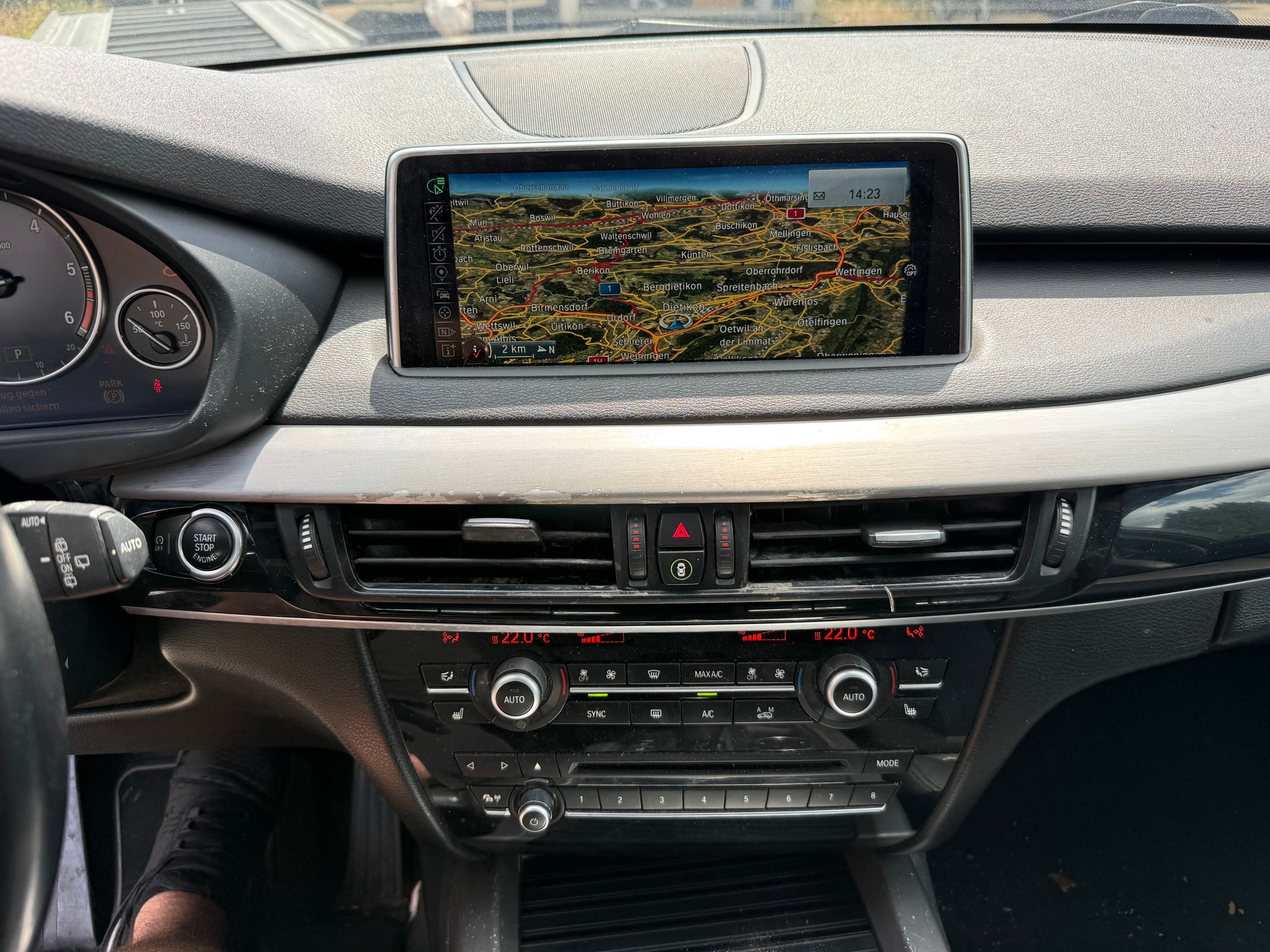 BMW X5 xDrive 40d Steptronic-image-10