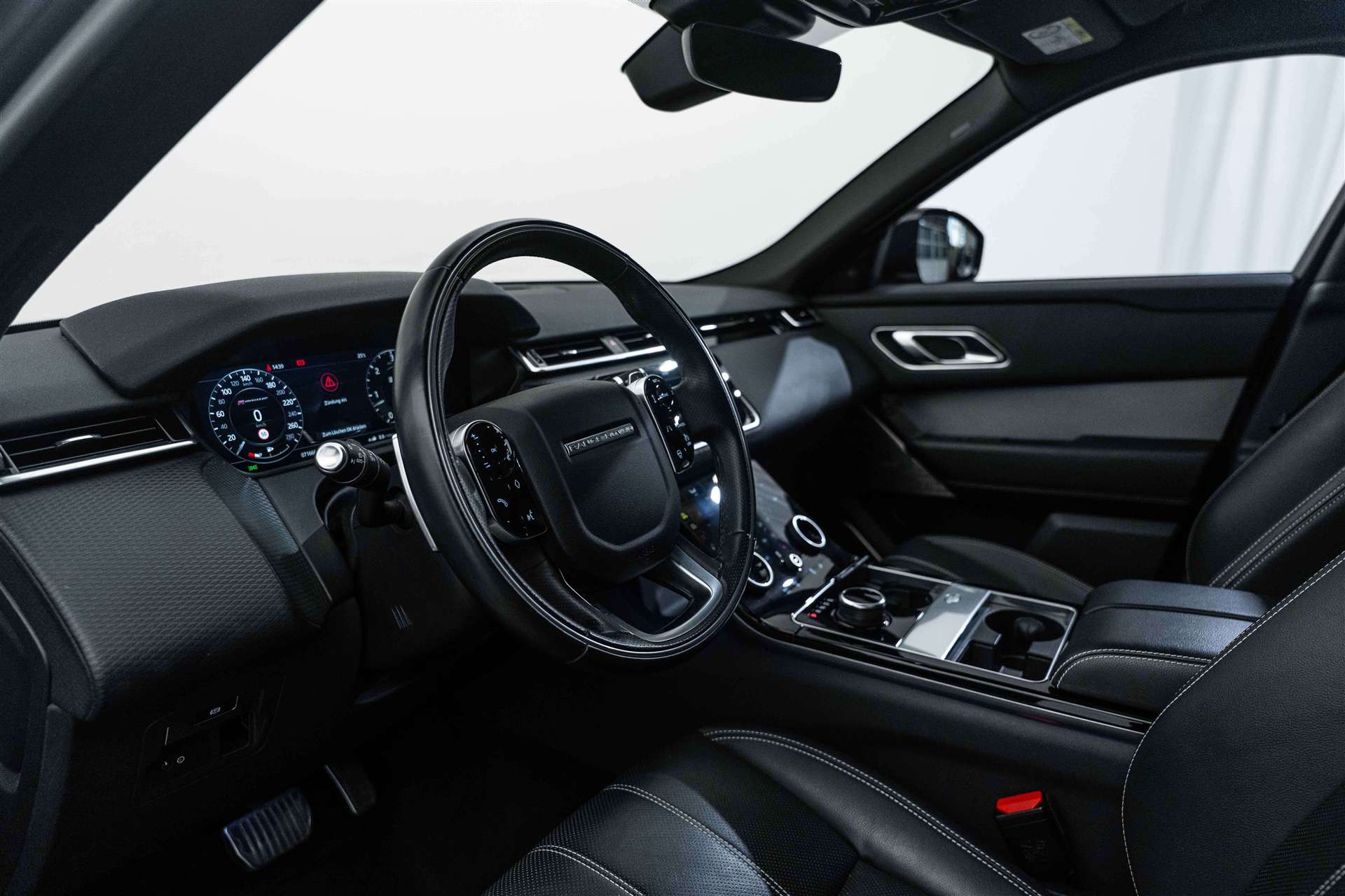 LAND ROVER Range Rover Velar D 300 Automatic-image-7