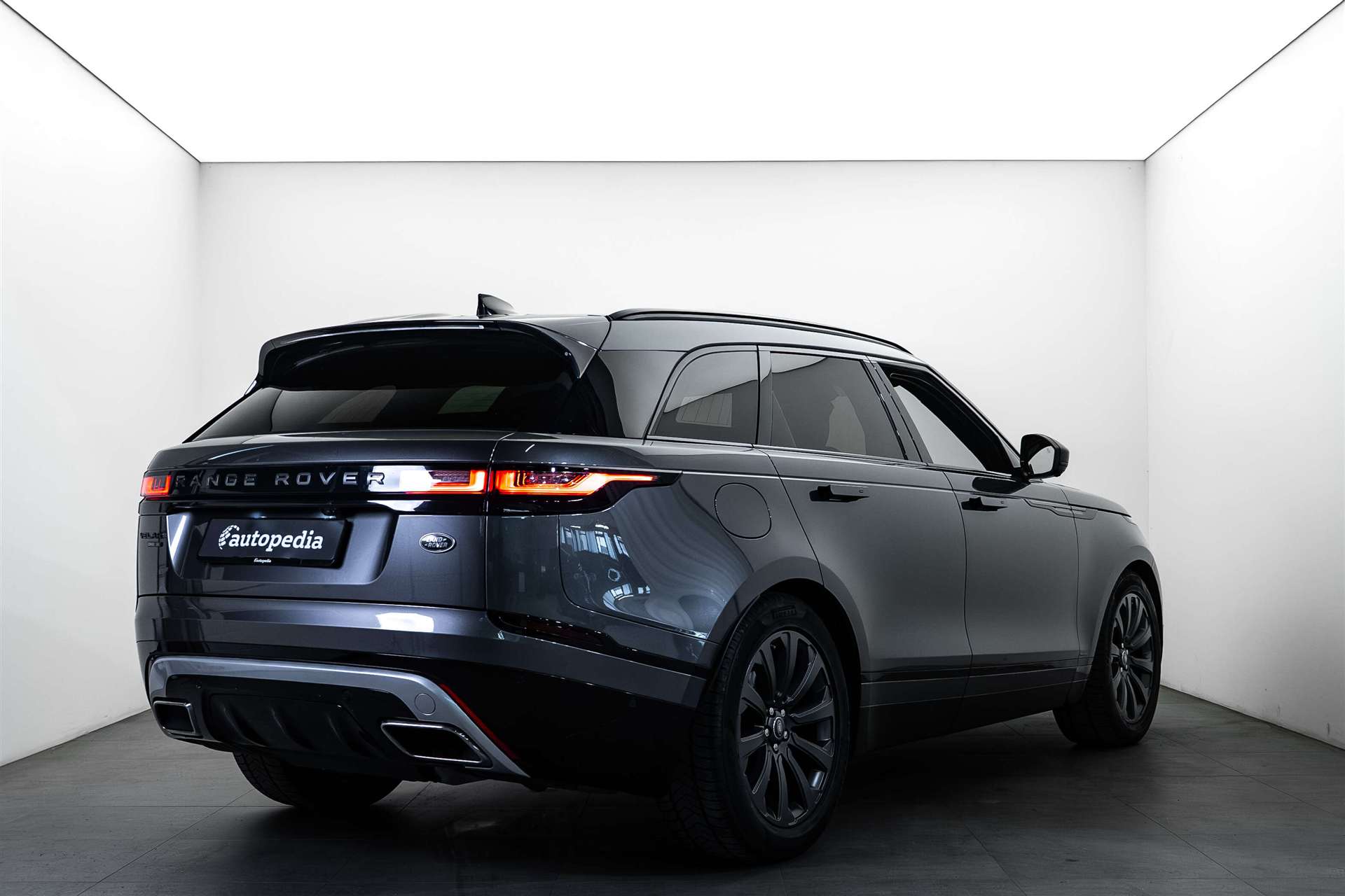 LAND ROVER Range Rover Velar D 300 Automatic-showroom-element-2
