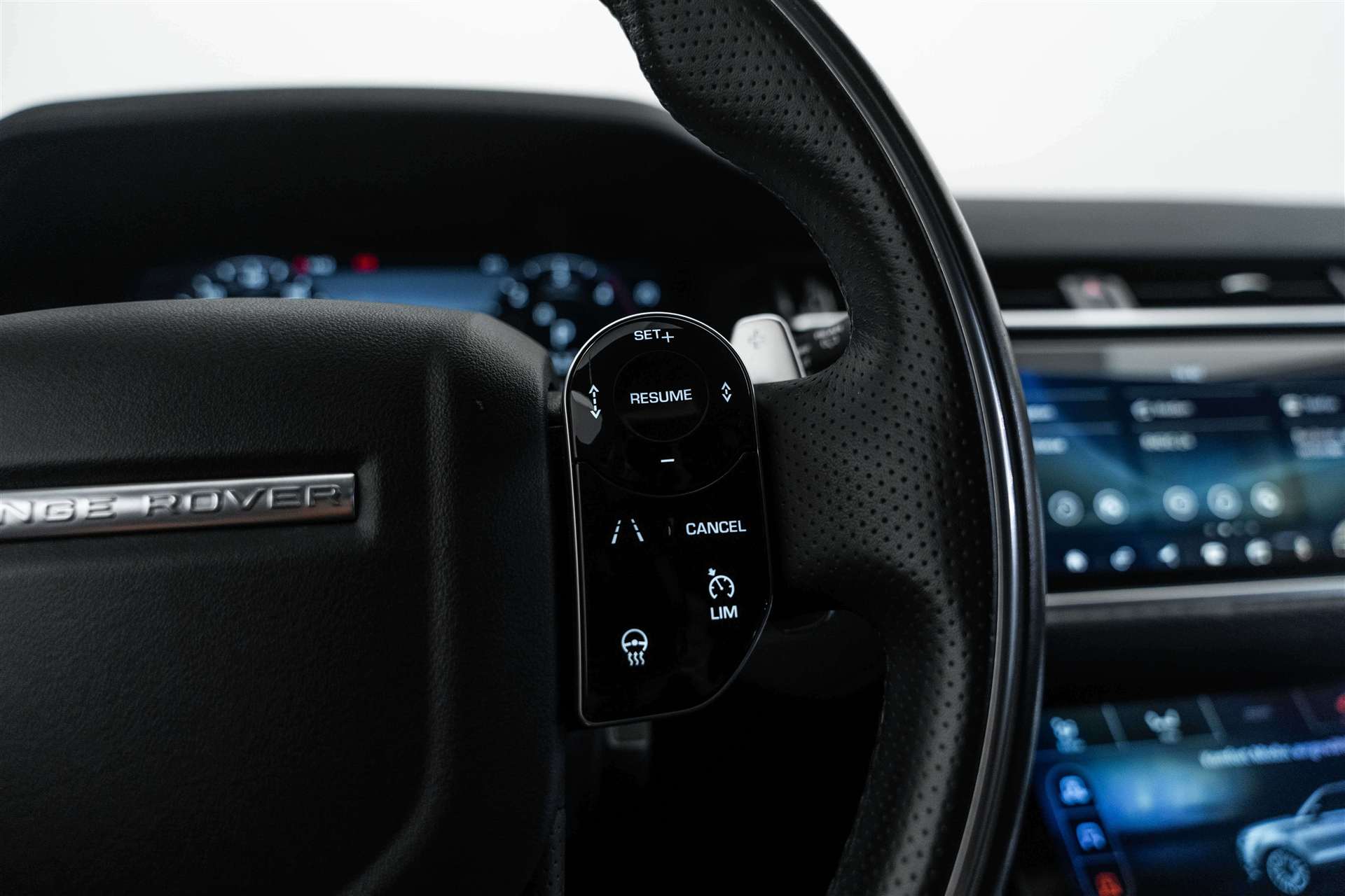 LAND ROVER Range Rover Velar D 300 Automatic-image-19