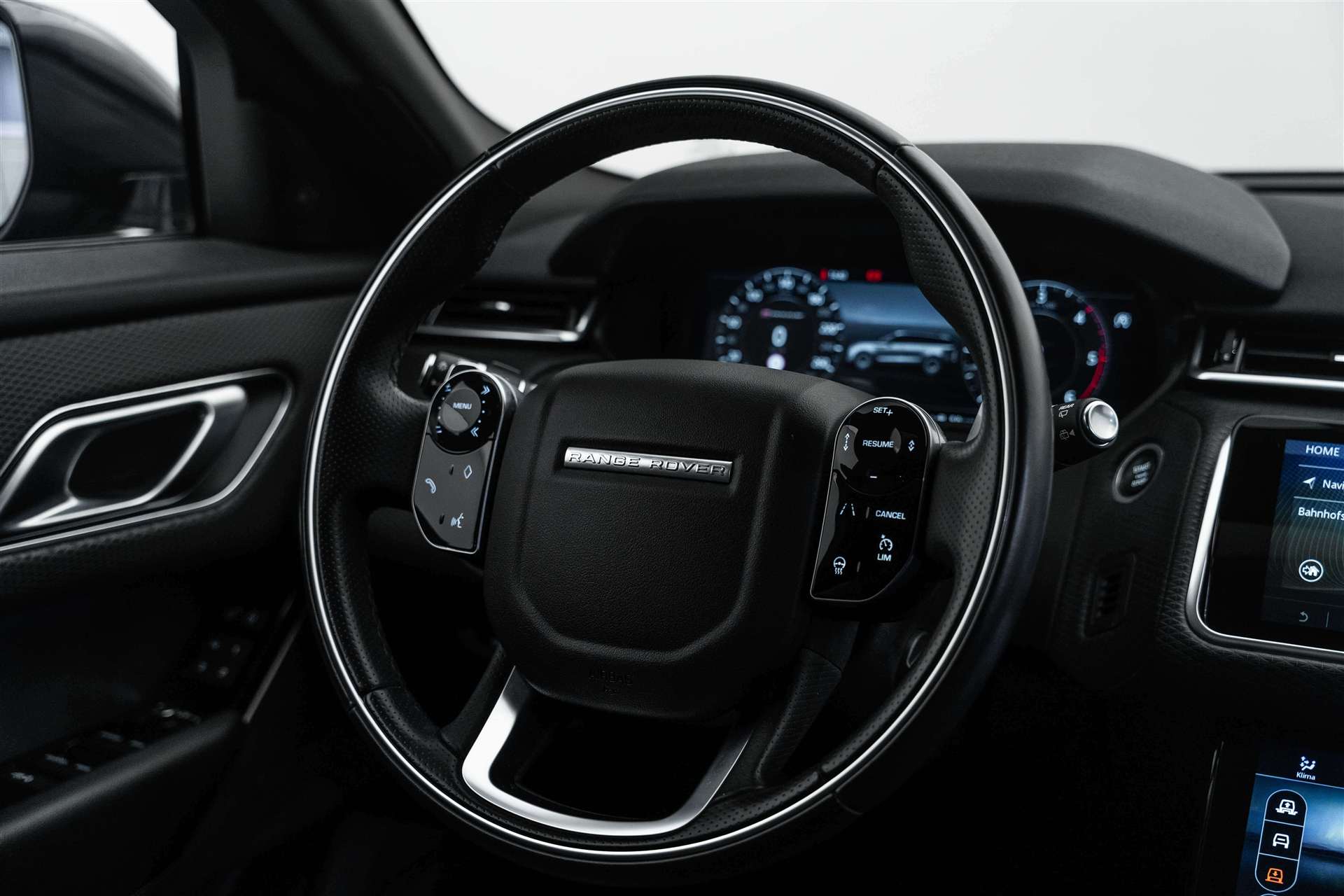 LAND ROVER Range Rover Velar D 300 Automatic-image-9