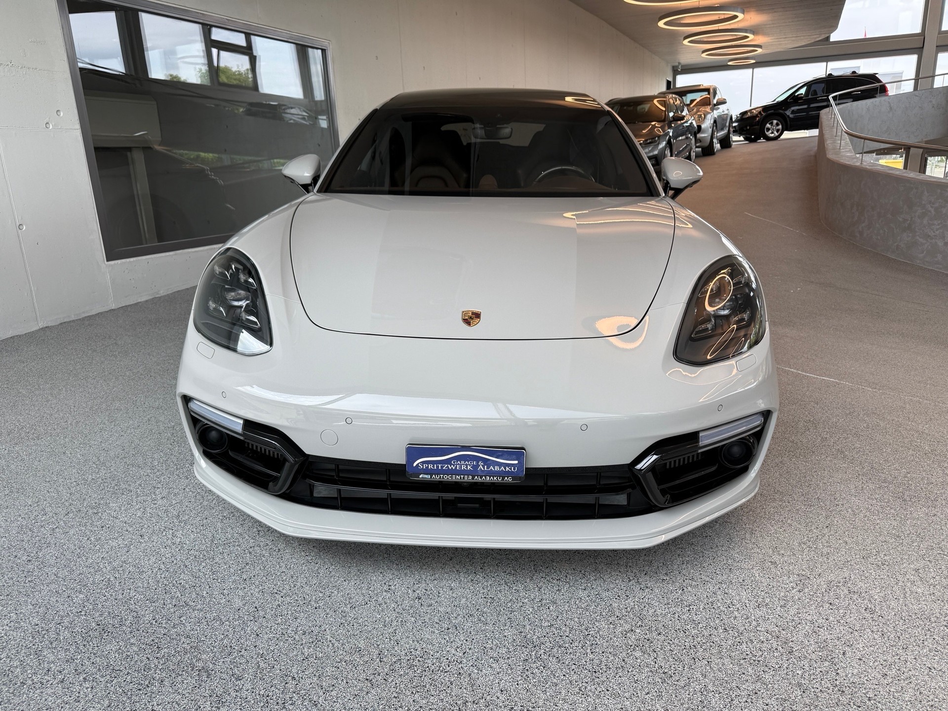 PORSCHE Panamera 4 E-Hybrid Sport Turismo PDK-showroom-element-1