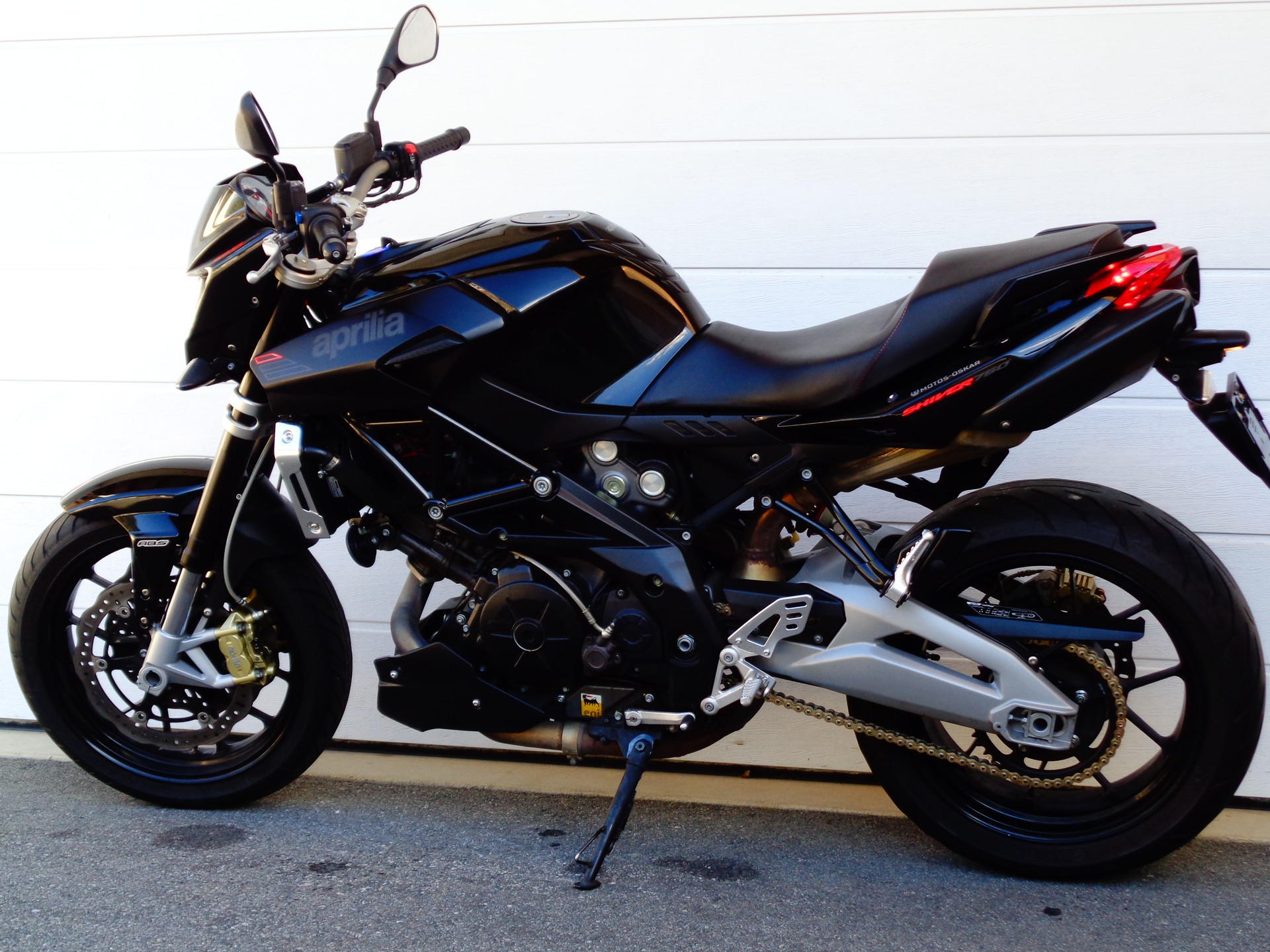 APRILIA SL 750 Shiver ABS-image-6