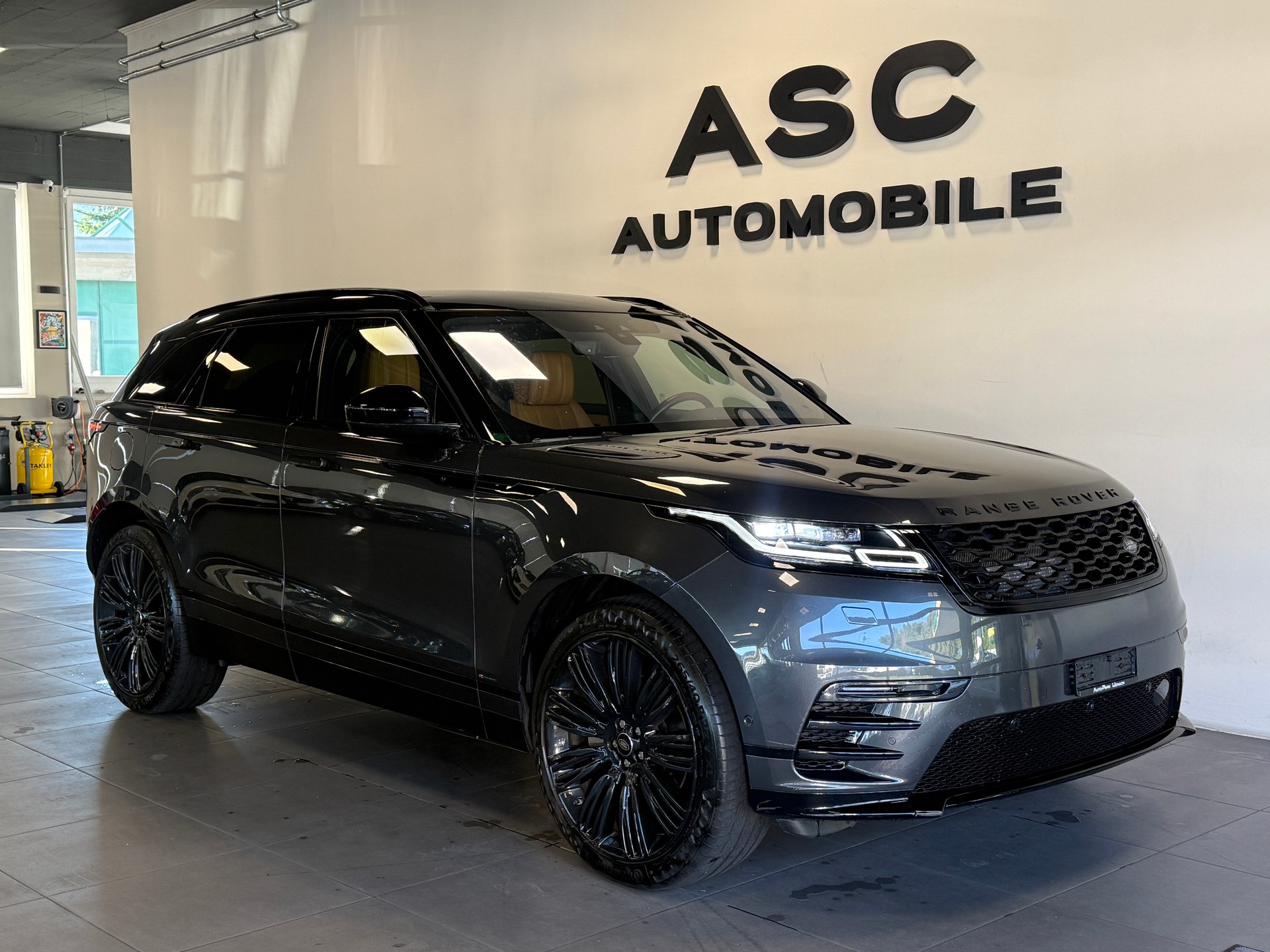 LAND ROVER Range Rover Velar R-Dynamic D 300 Automatic