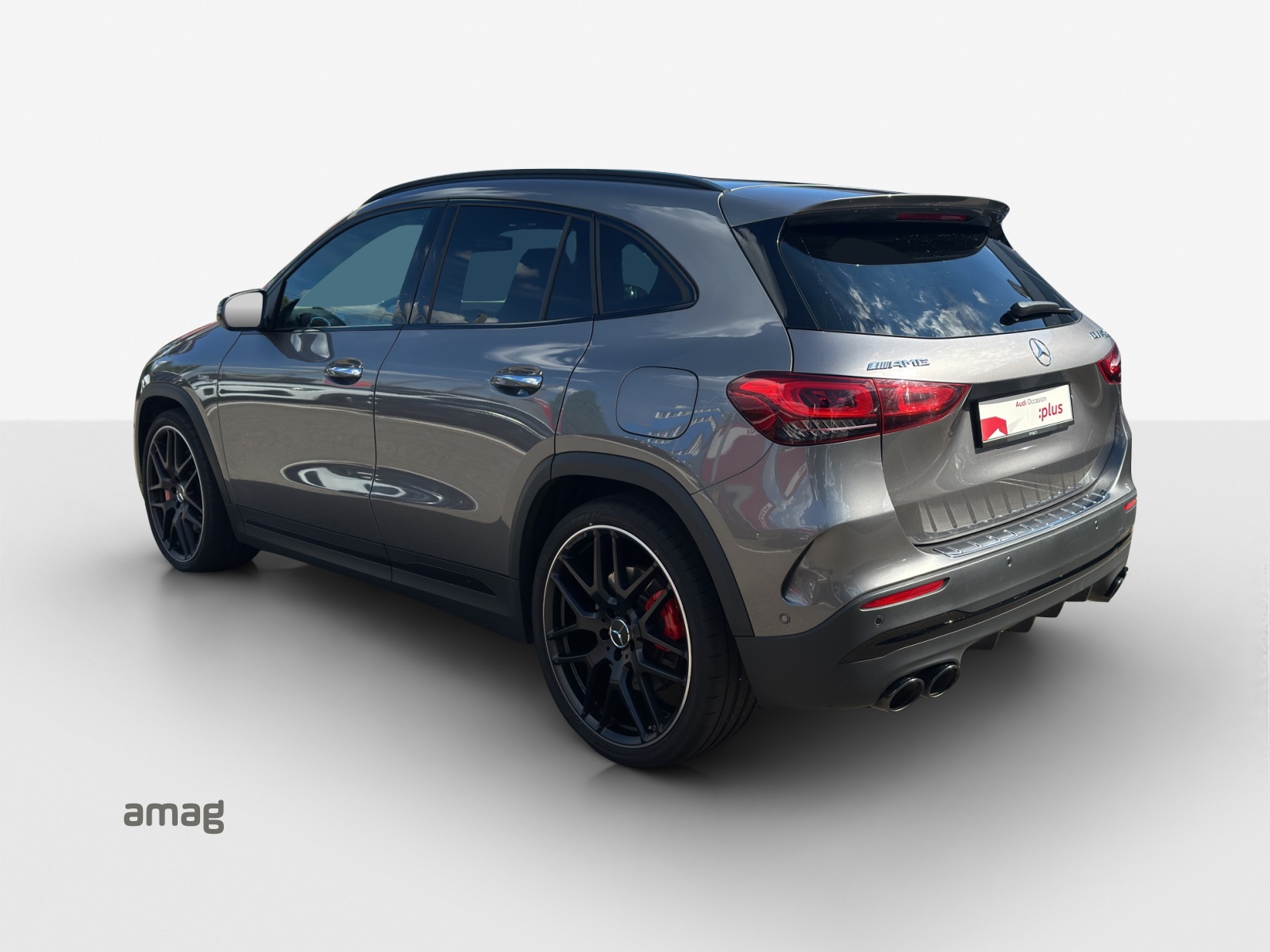 MERCEDES-BENZ GLA 45 S AMG 4Matic+ 8G-Speedshift DCT-showroom-element-2