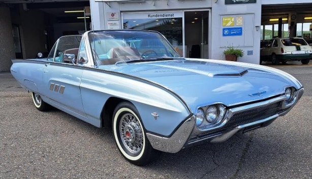 FORD Thunderbird