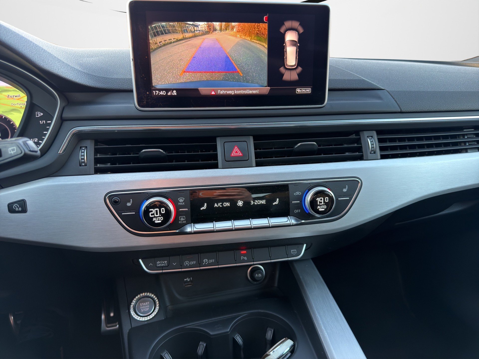 AUDI A4 Avant 35 TDI Sport S-tronic-image-12