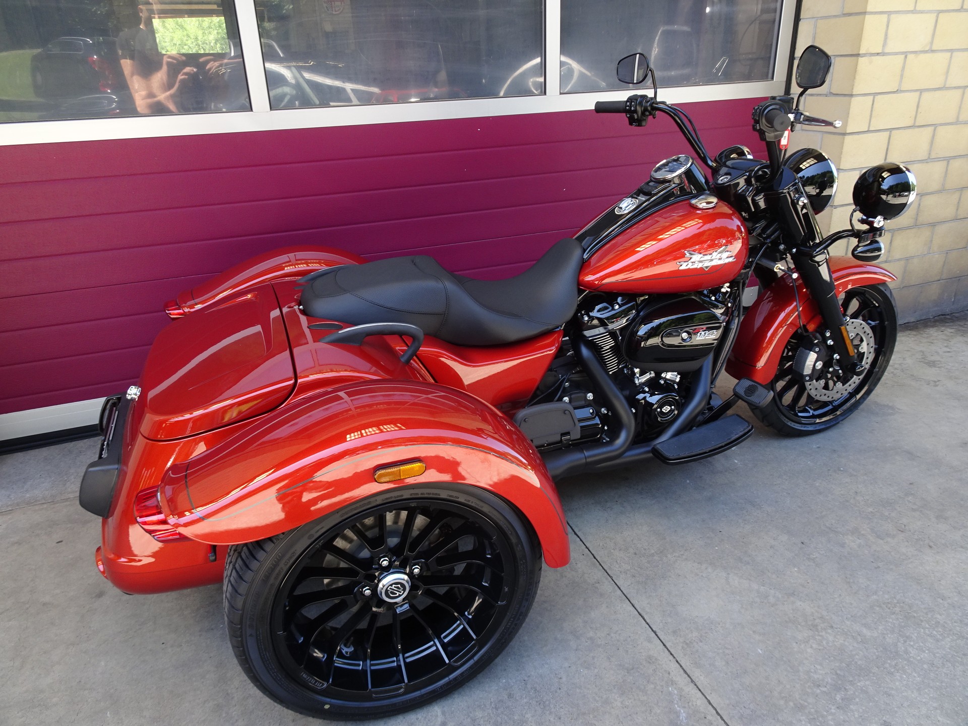 HARLEY-DAVIDSON FLRT Freewheeler-image-3