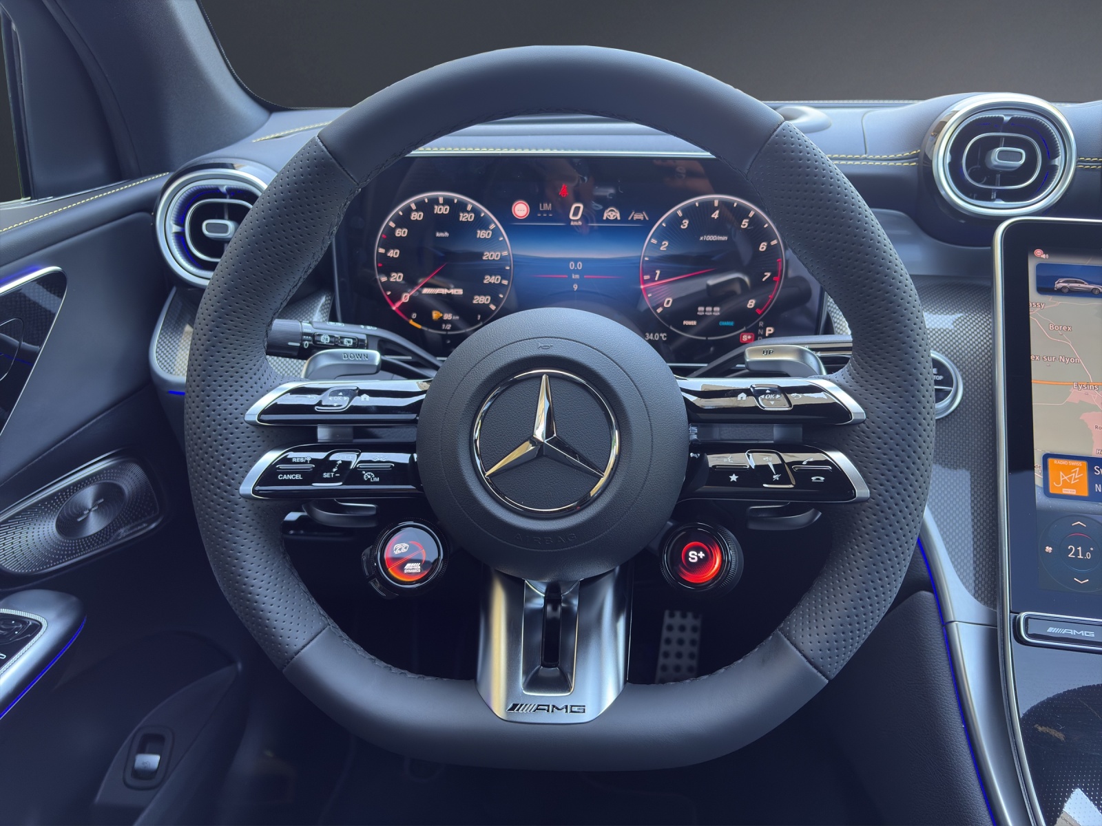 MERCEDES-BENZ GLC 53 AMG 4Matic+ 9G-Tronic-image-14