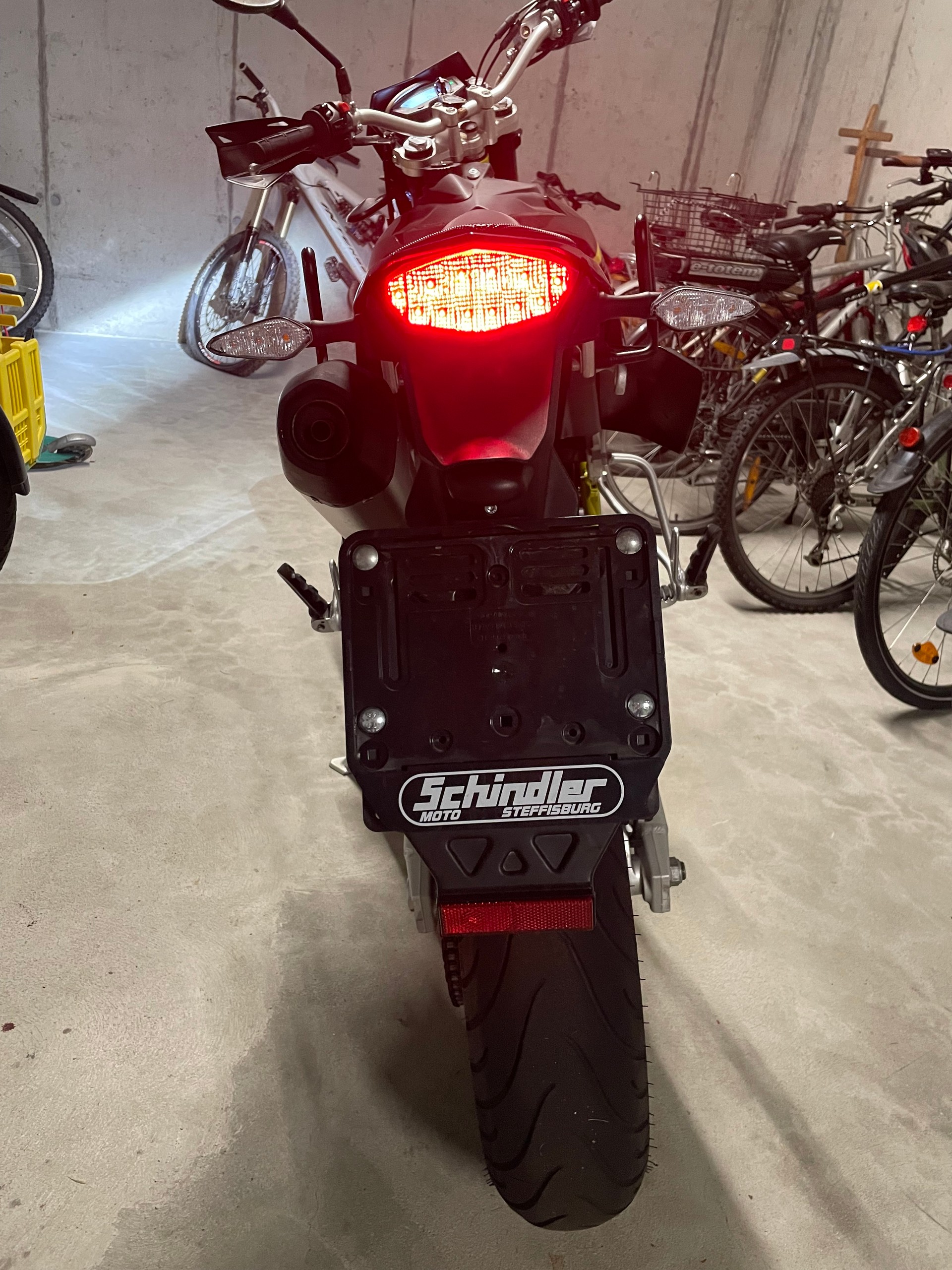 SWM SM 125 R-image-2