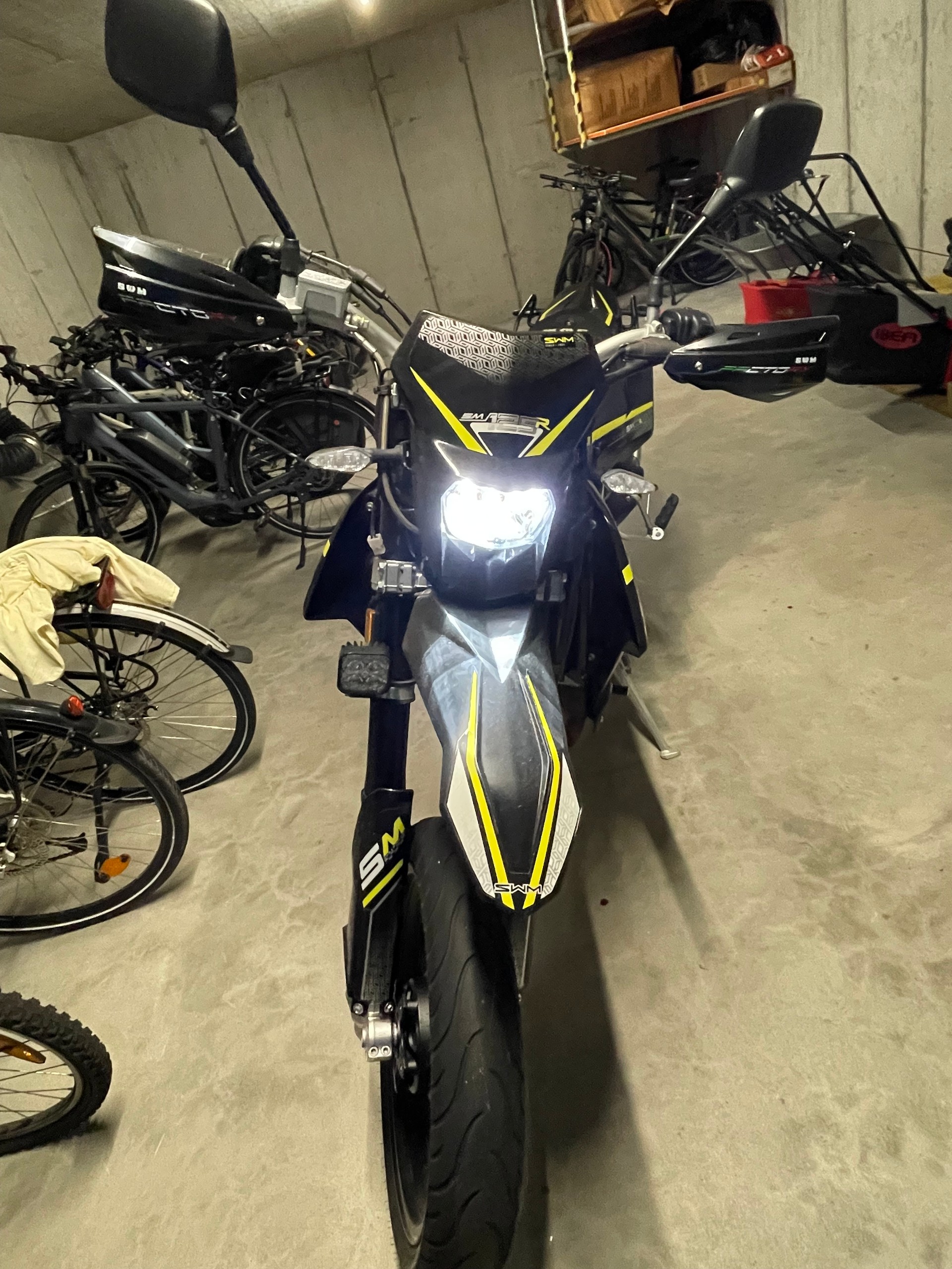SWM SM 125 R-image-0