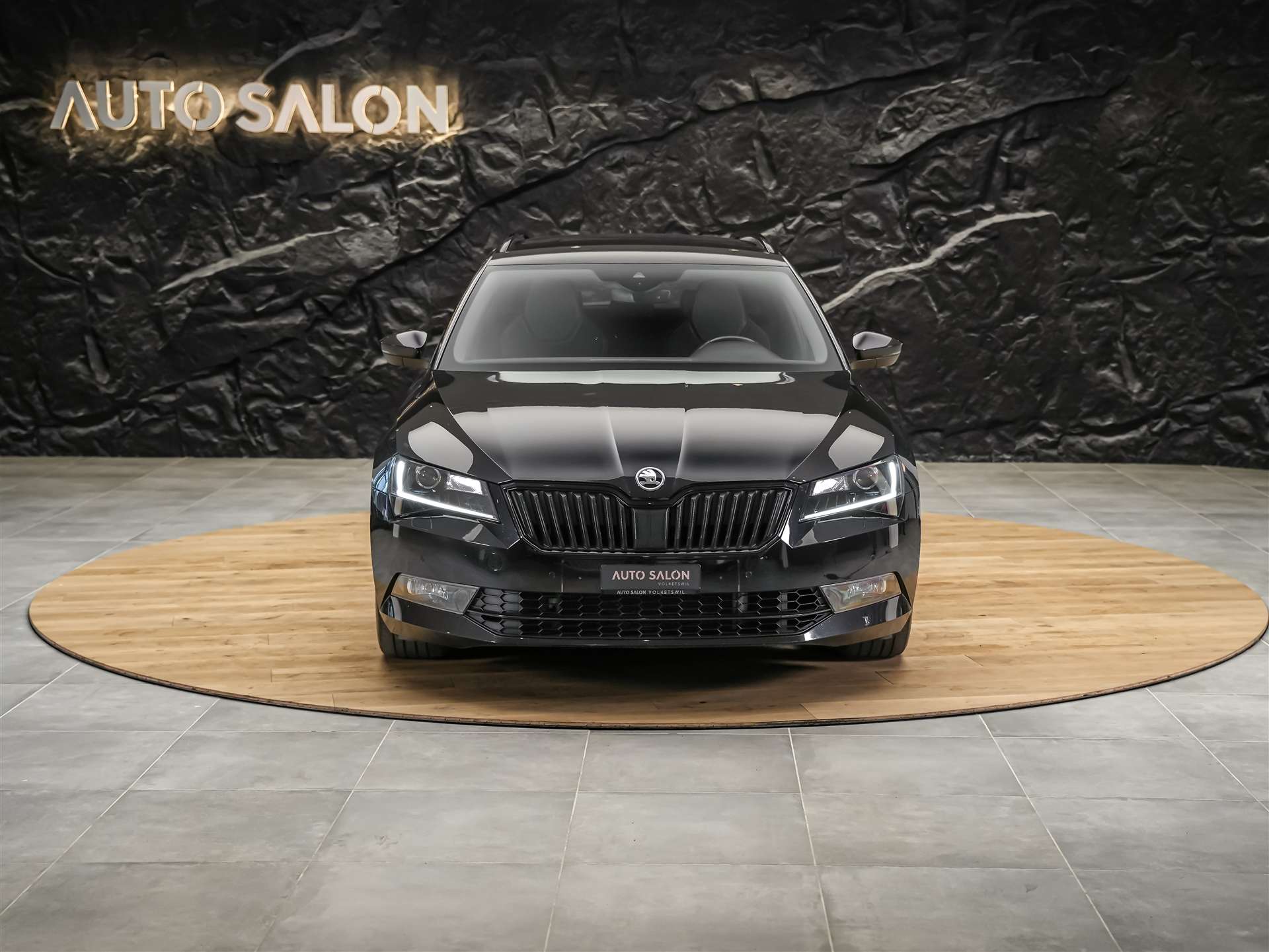 SKODA Superb Combi 2.0 TSI Sport Line DSG 4x4-image-6