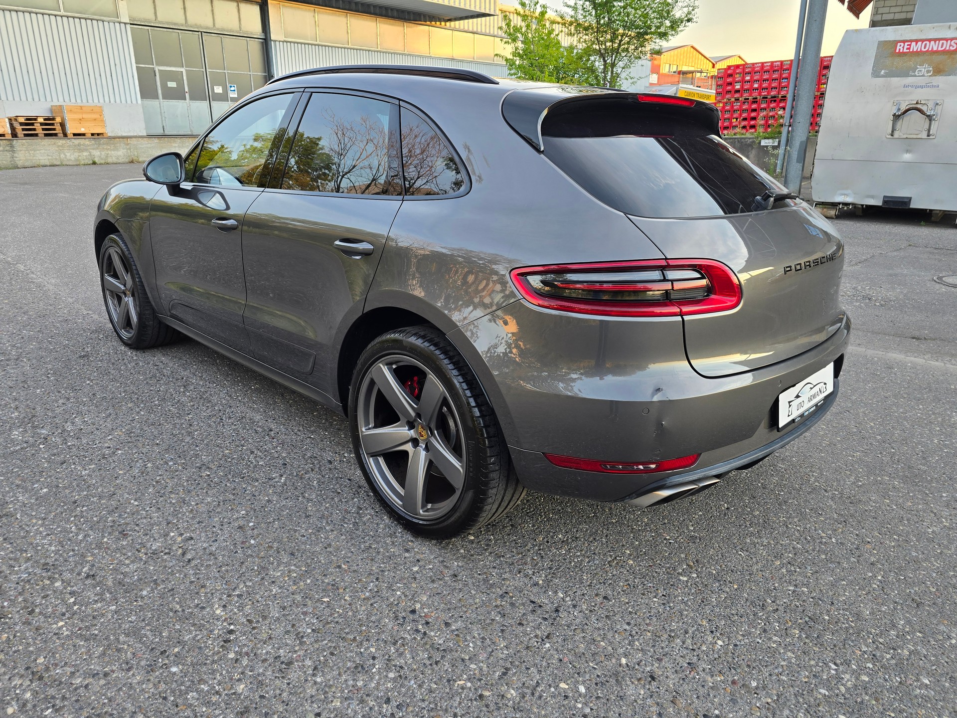 PORSCHE Macan Turbo PDK-image-4