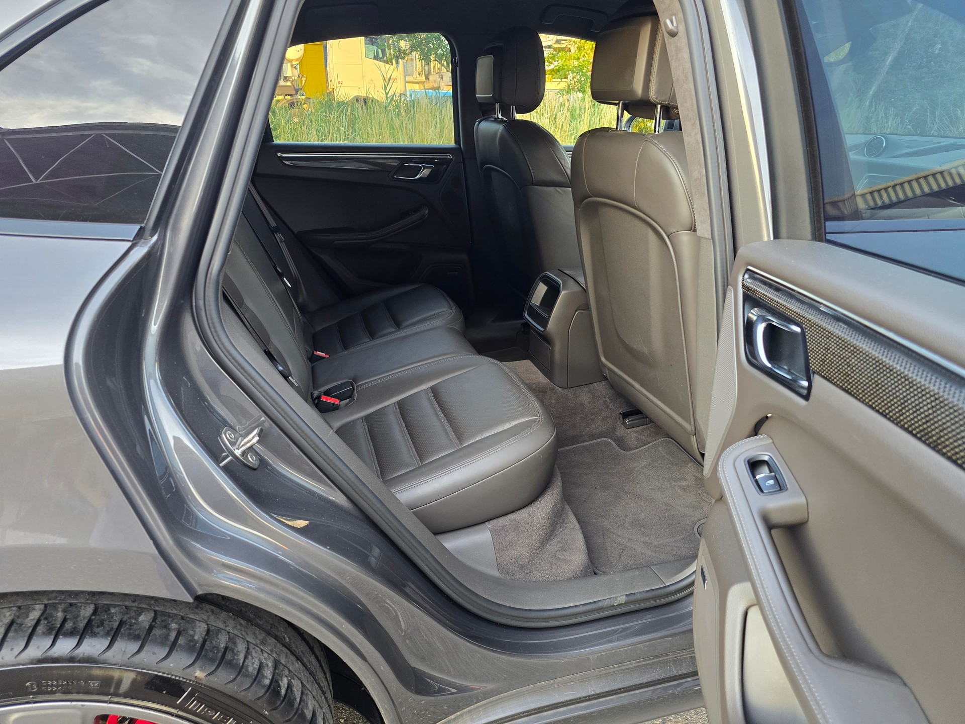 PORSCHE Macan Turbo PDK-image-13