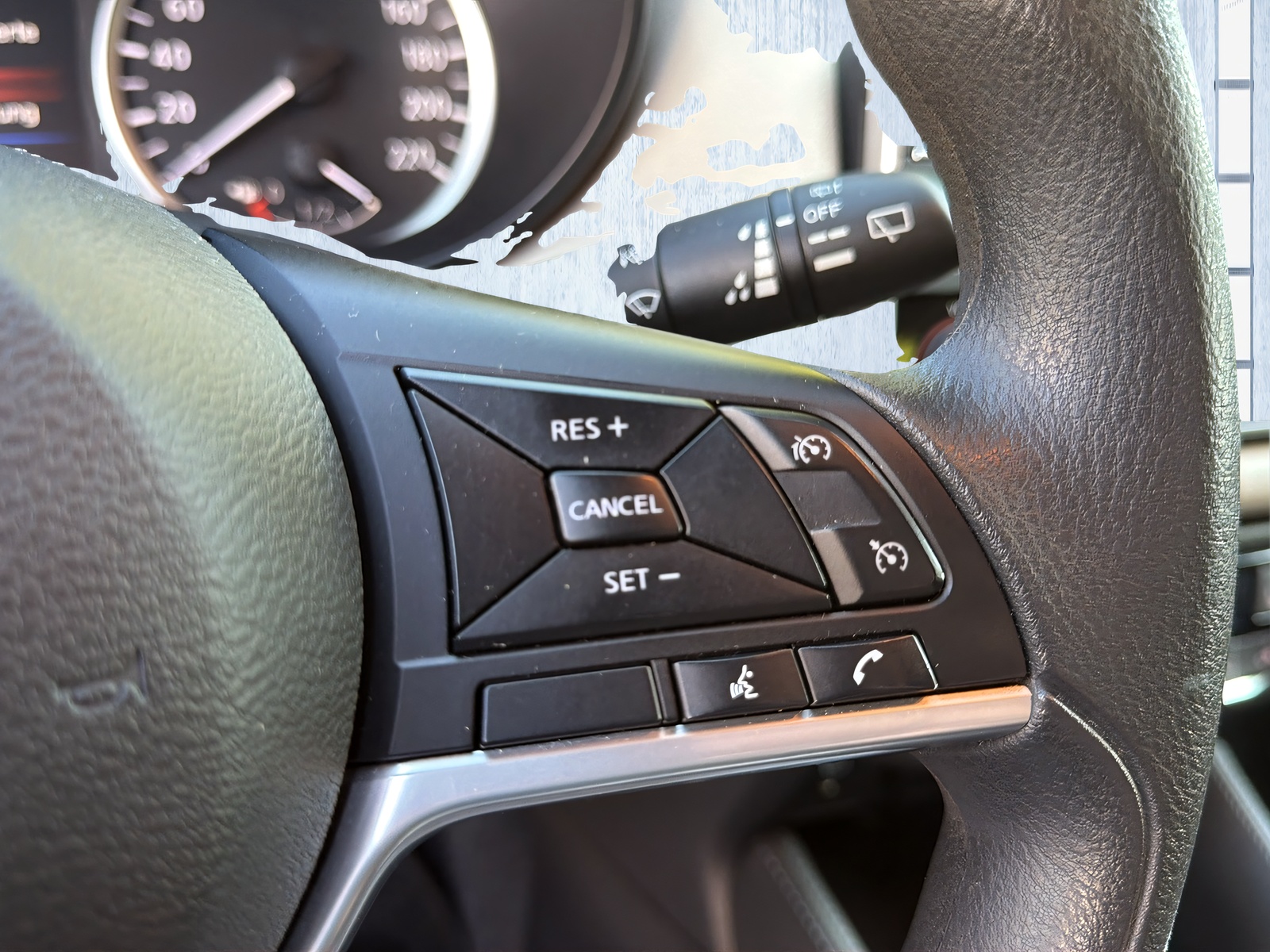 NISSAN Micra IG-T n-design Xtronic-image-21
