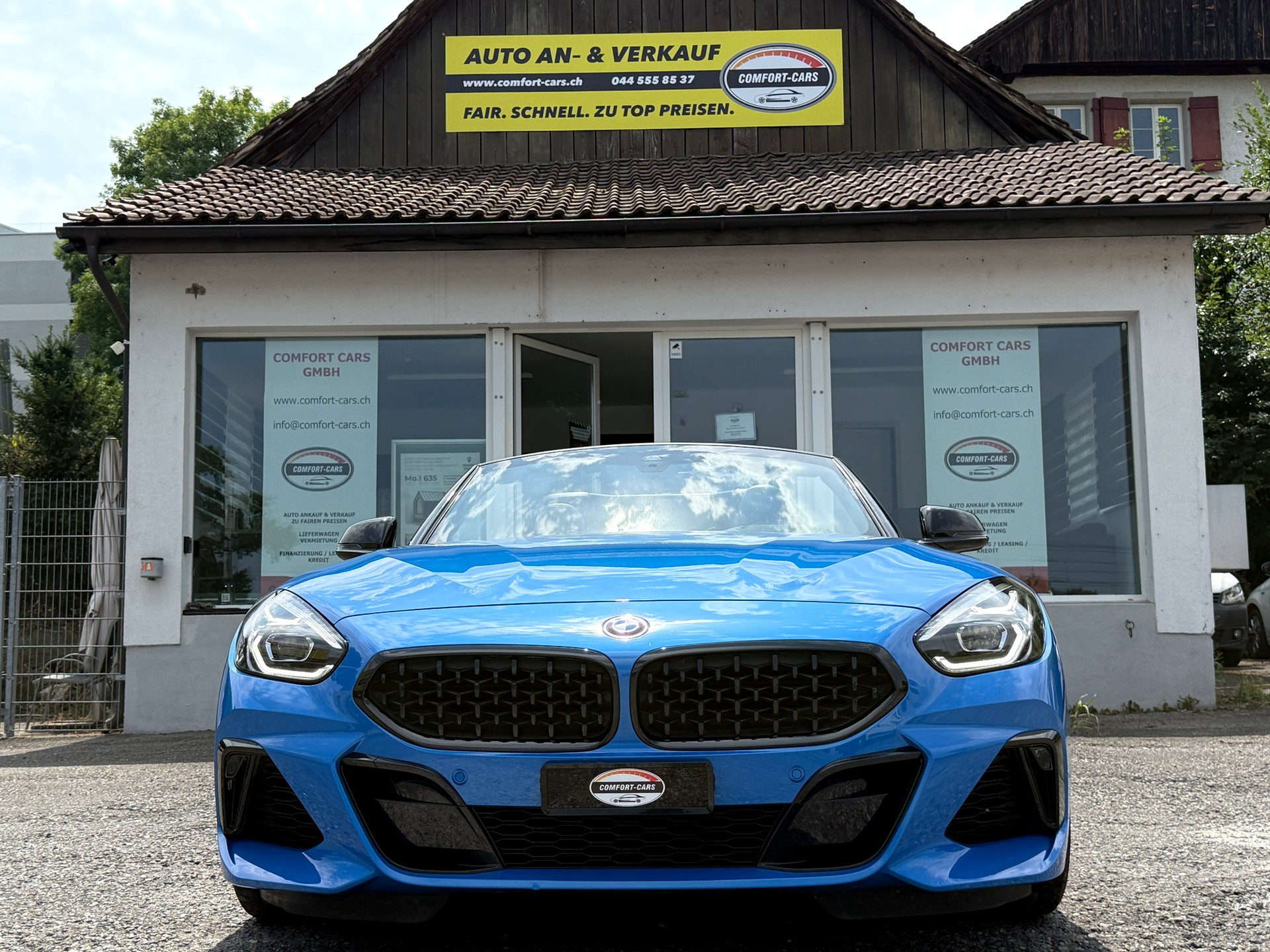 BMW Z4 M40i Steptronic Misano Blau Metallic-showroom-element-1