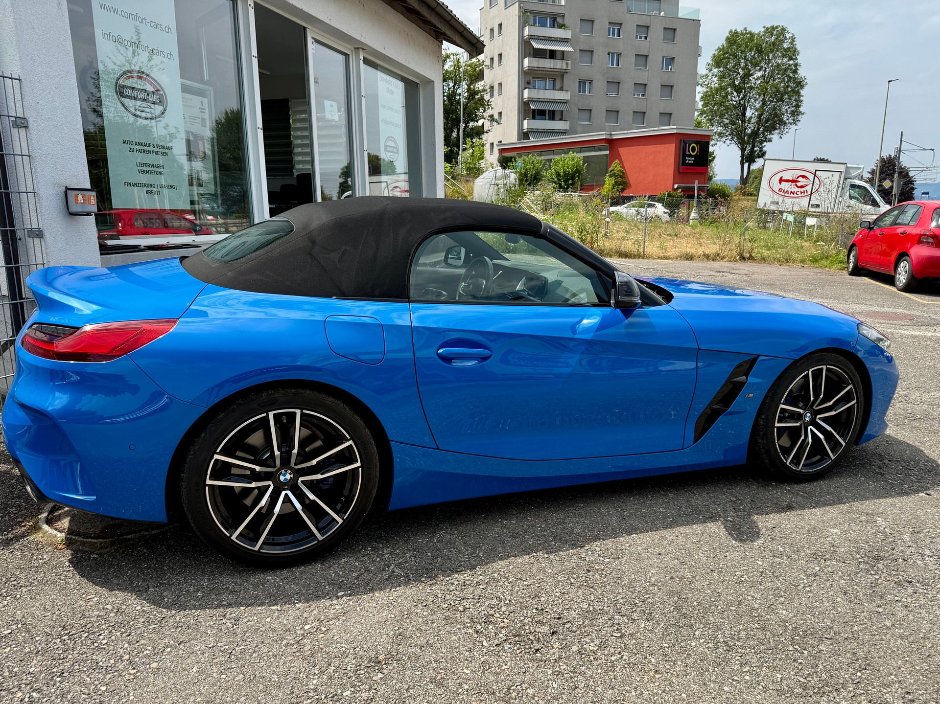 BMW Z4 M40i Steptronic Misano Blau Metallic-image-10