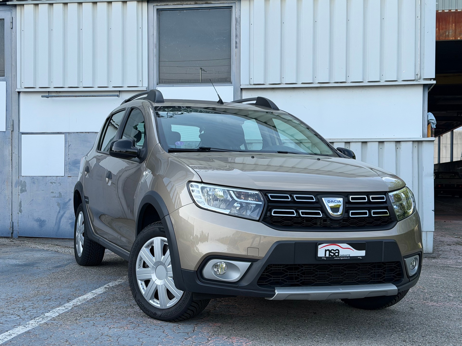 DACIA Sandero Tce 90 Stepway Automatic-showroom-element-3