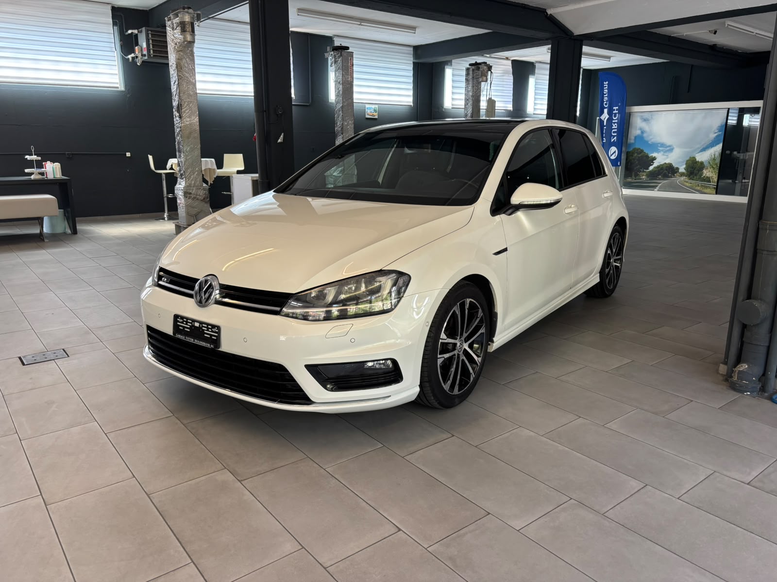 VW Golf 1.4 TSI Lounge R-Line DSG