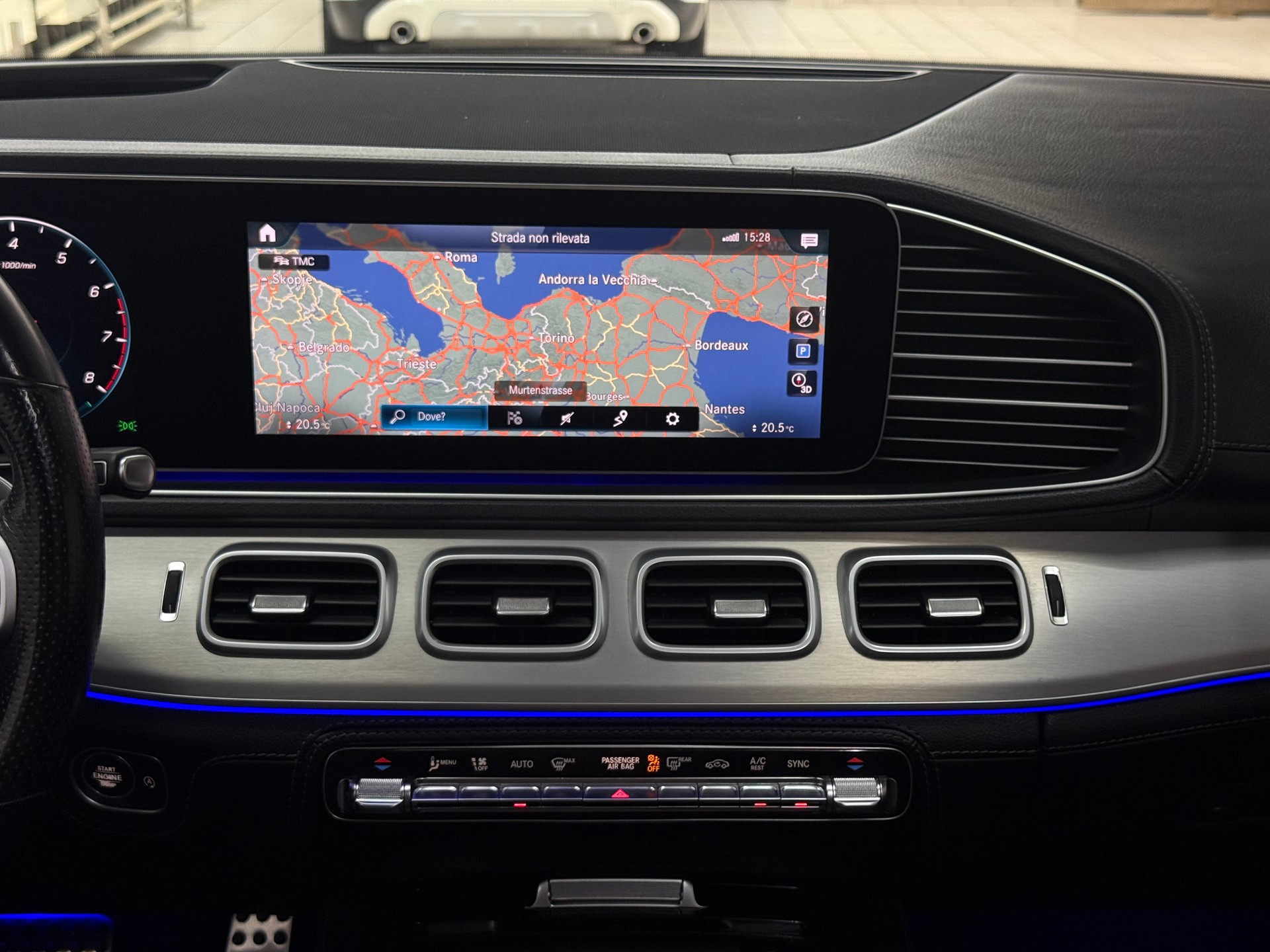 MERCEDES-BENZ GLE 450 4Matic AMG Line 9G-Tronic-image-11