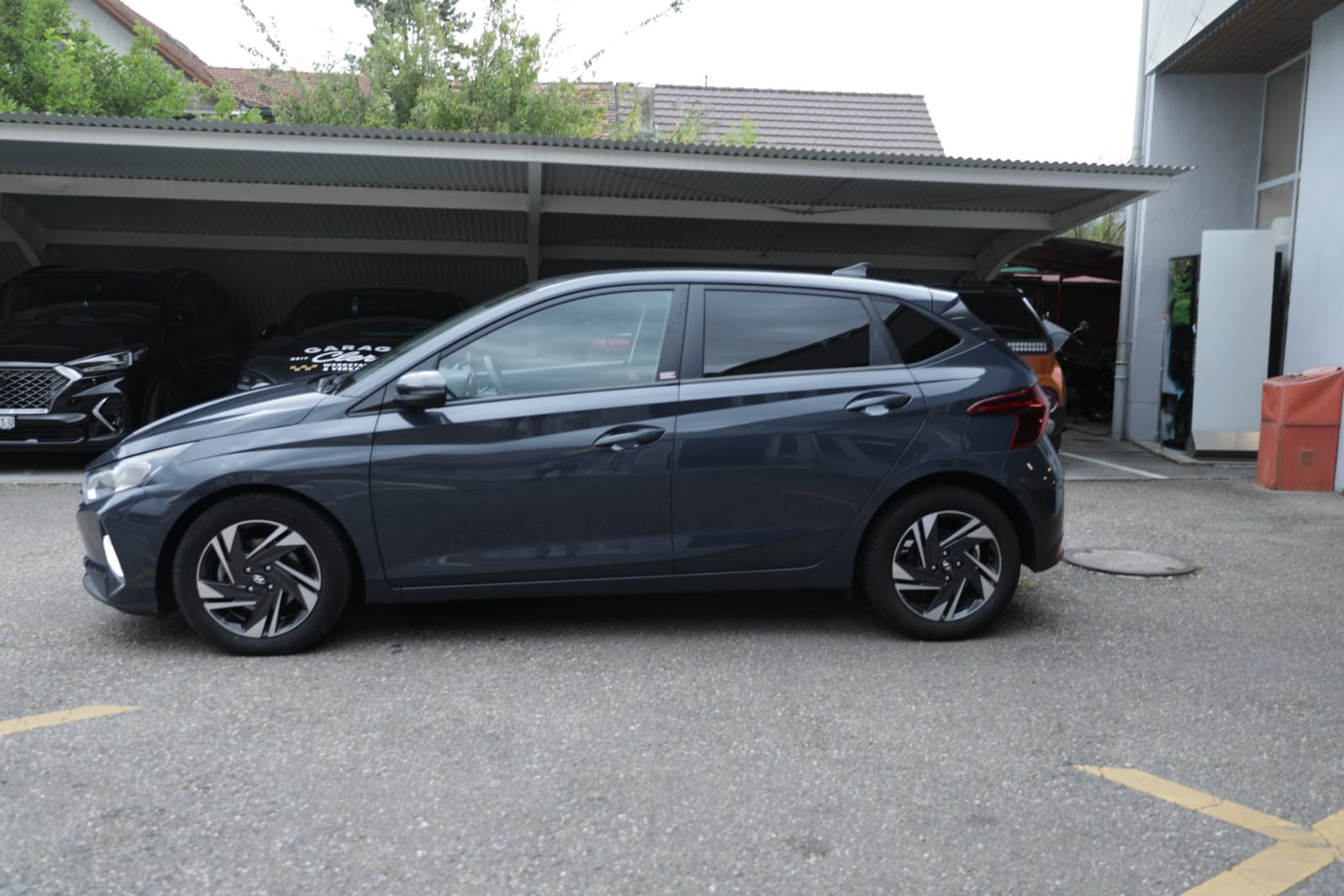 HYUNDAI i20 1.0 T-GDi Amplia DCT-showroom-element-2