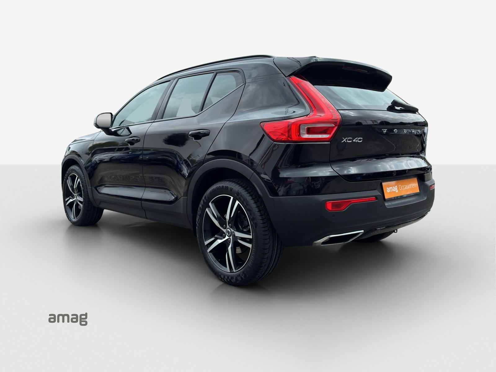 VOLVO XC40 T5 AWD R-Design Geartronic-showroom-element-2