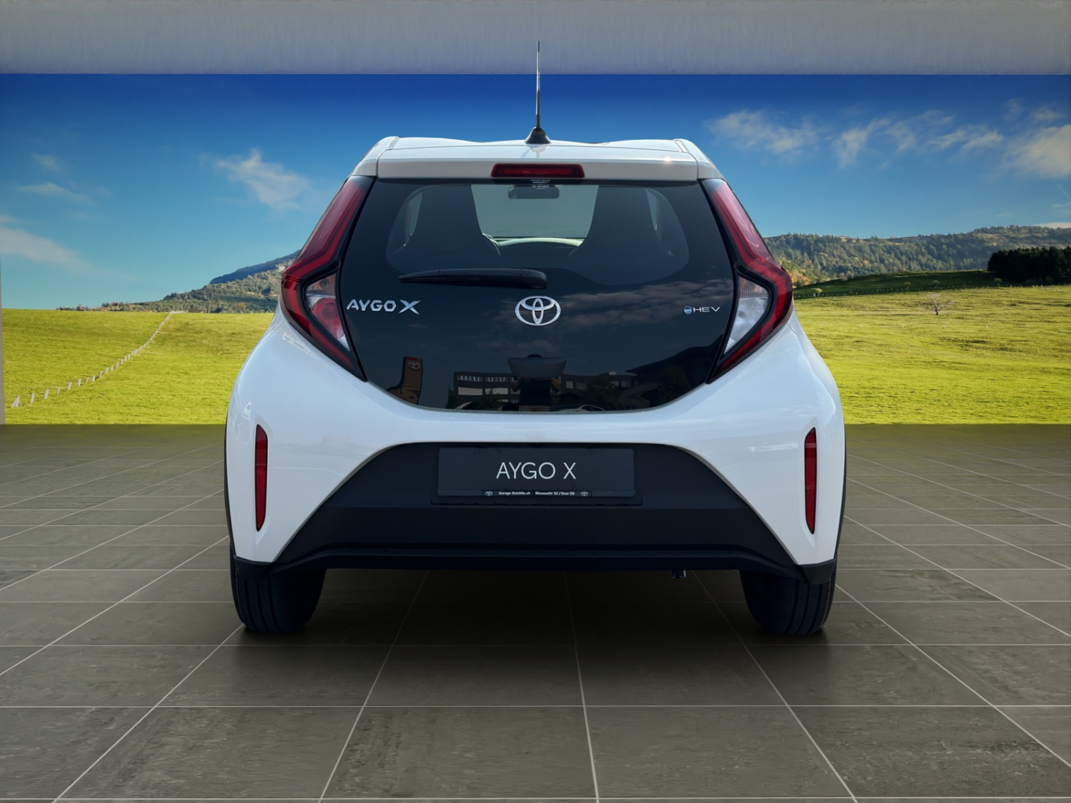 TOYOTA Aygo X 1.5 VVT-i HSD Comfort-showroom-element-3