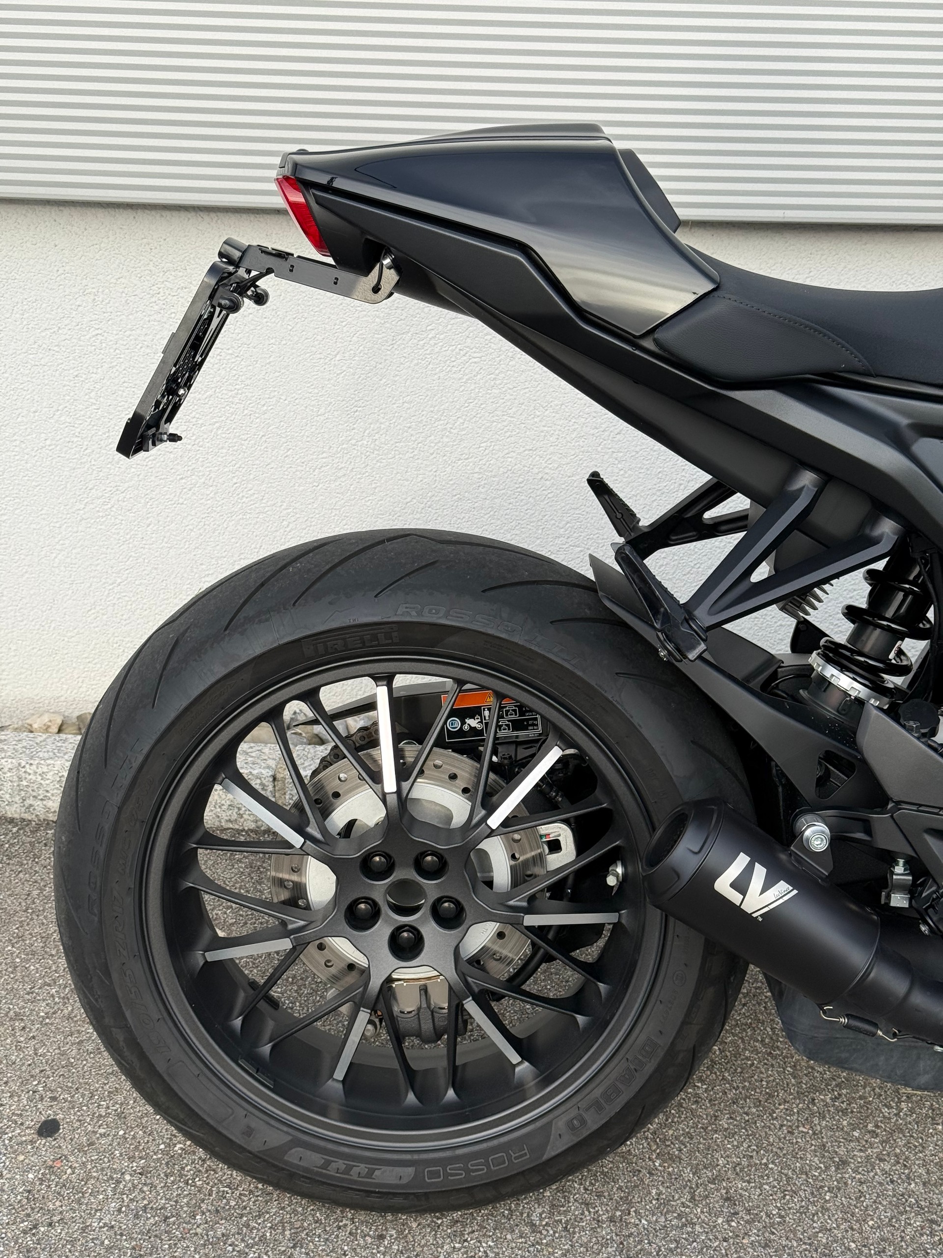 HONDA CB 1000 R Black Edition-image-5