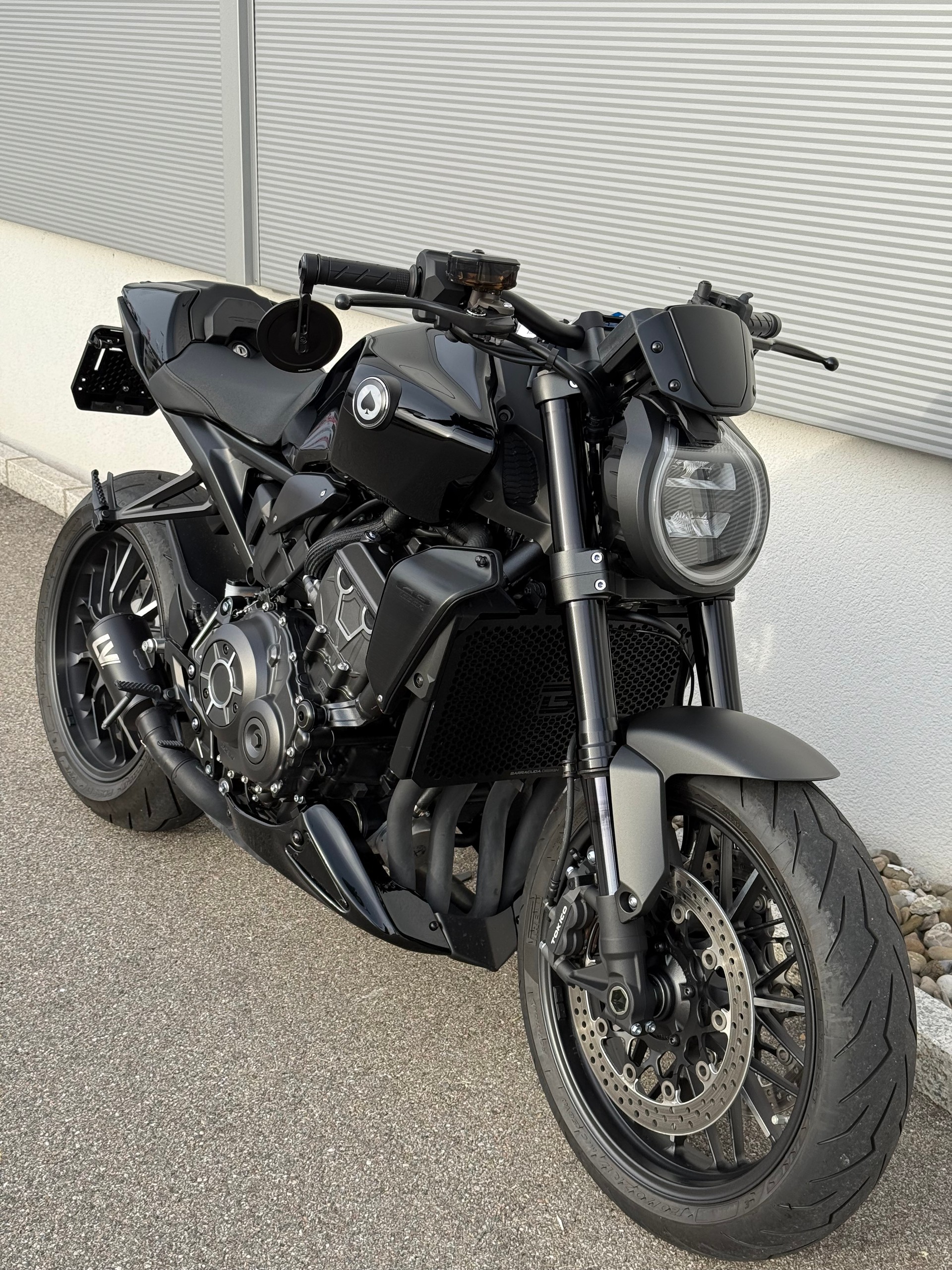 HONDA CB 1000 R Black Edition-image-1